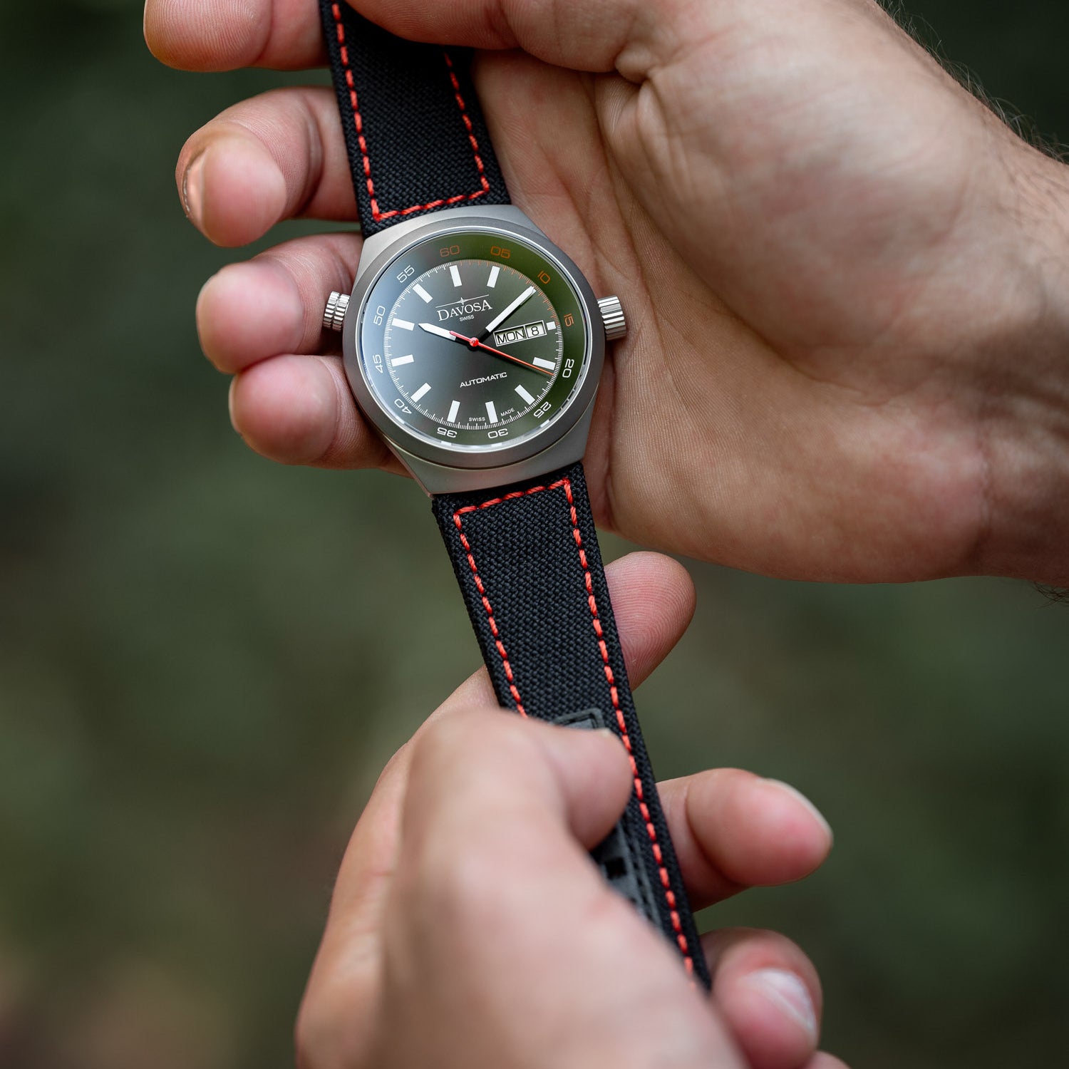 Trailmaster Automatic Swiss-Made Green Performance Watch 16151875 Performance Davosa USA Official Distributor. Prices are Final. Tax & duties included.