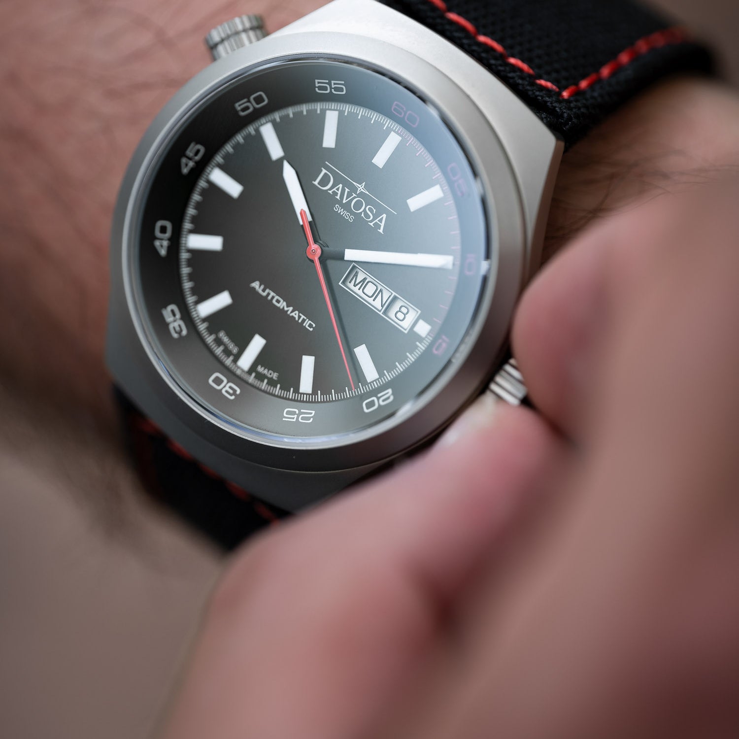 Trailmaster Automatic Swiss-Made Black Red Performance Watch 16151855 Performance Davosa USA Official Distributor. Prices are Final. Tax & duties included.