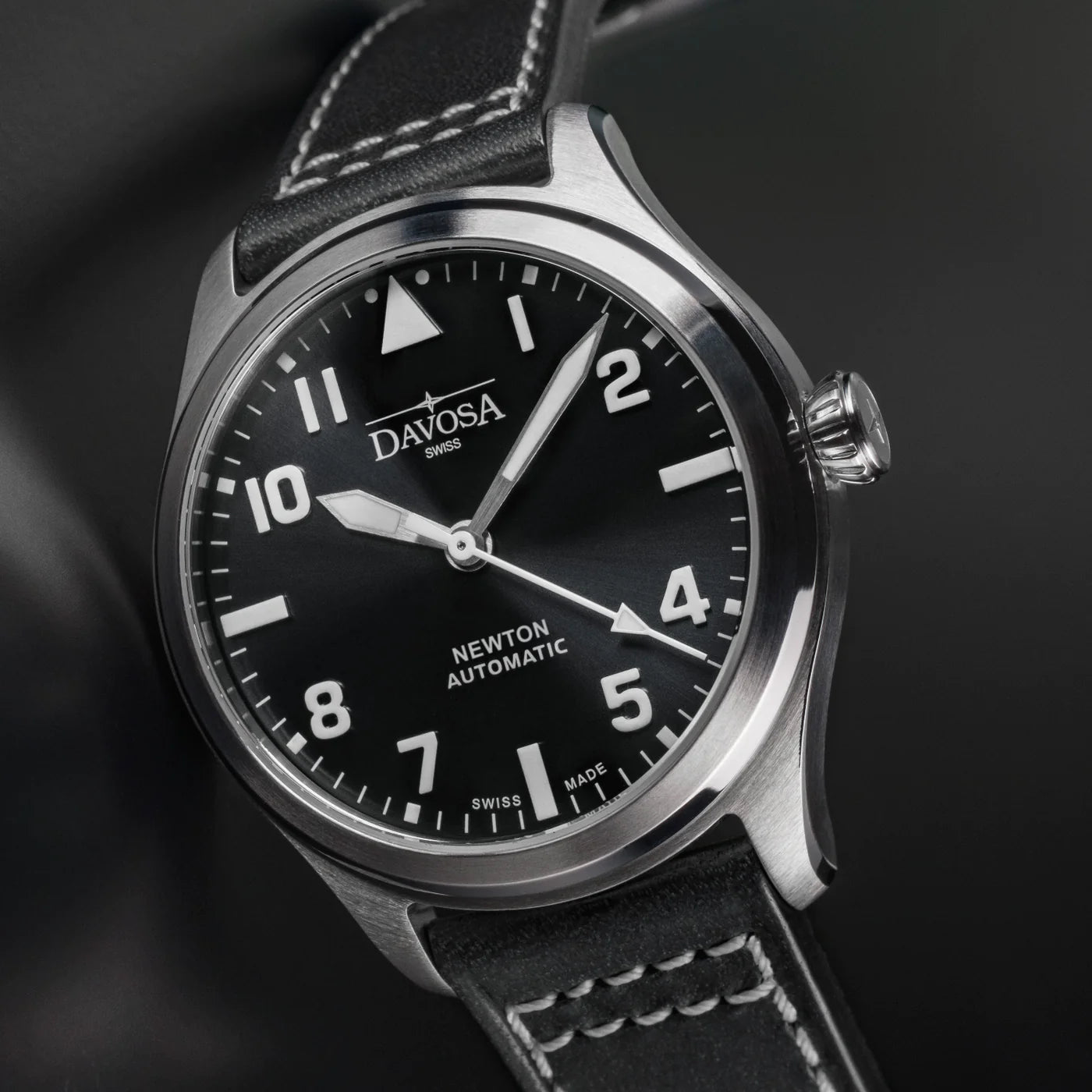 Newton Automatic 40mm Black Black Pilot Watch 16153055 Pilot Davosa USA Official Distributor. Prices are Final. Tax & duties included.