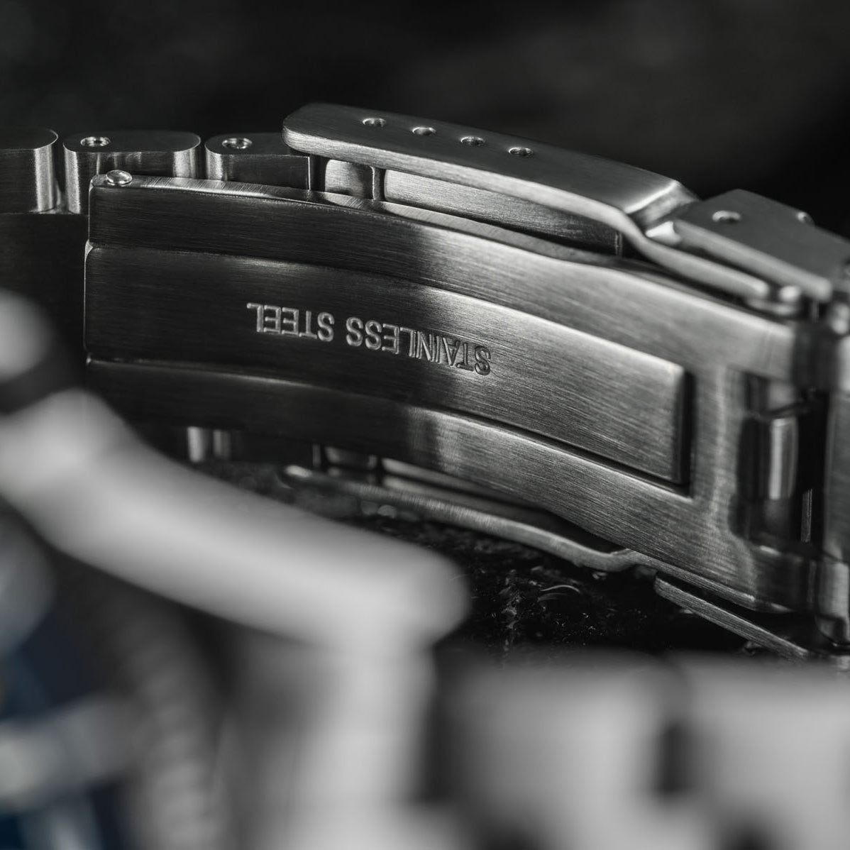 Argonautic 39 Automatic 200m Beyond Steel Black Men's Diver Watch 16153220 Diver Davosa USA Official Distributor. Prices are Final. Tax & duties included.