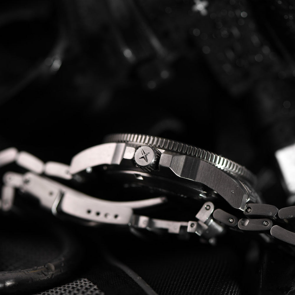 Argonautic 39 Automatic 200m Beyond Steel Black Men's Diver Watch 16153220 Diver Davosa USA Official Distributor. Prices are Final. Tax & duties included.