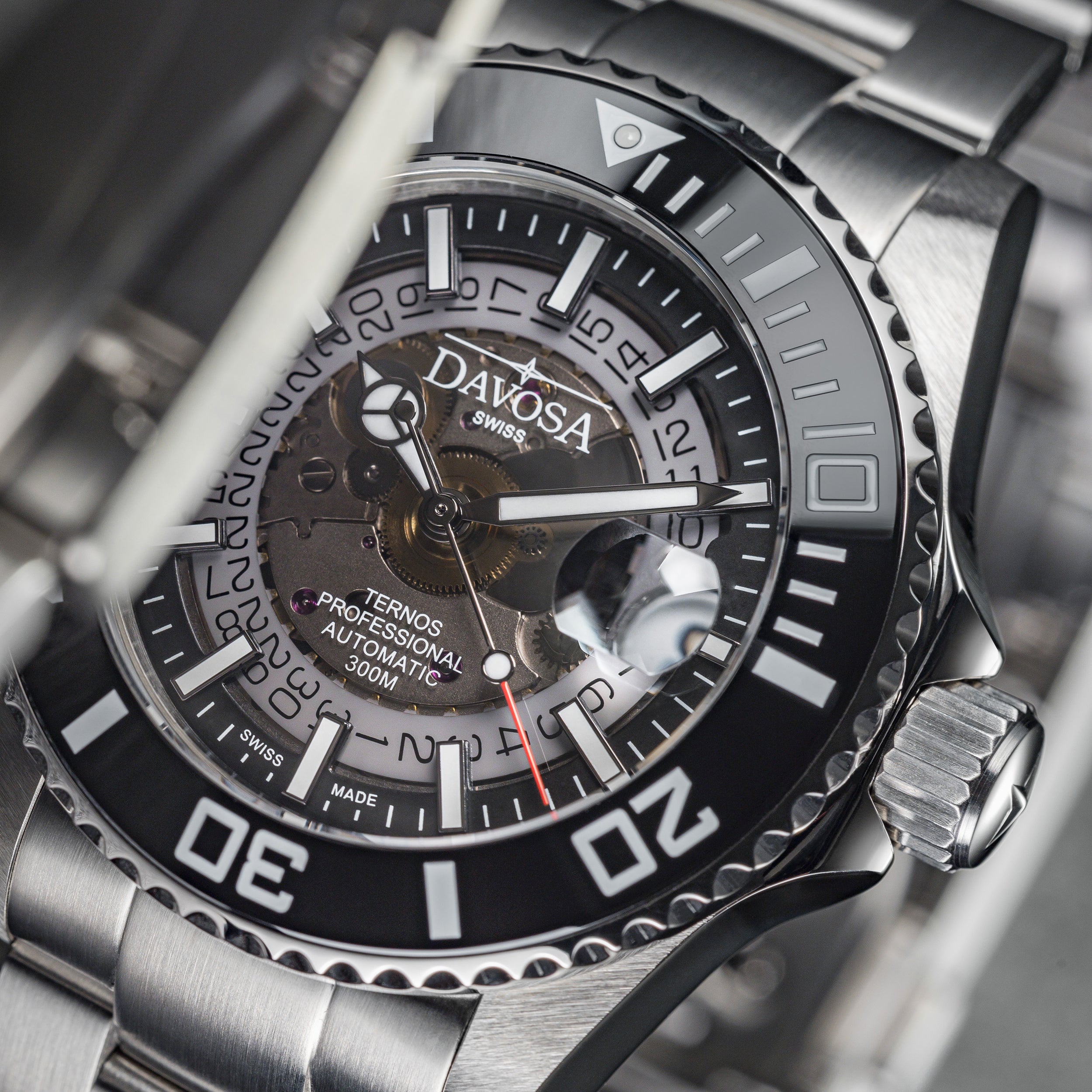 Ternos Professional Auto Nebulous 200m Black Diving Watch 16153550 Diver Davosa USA Official Distributor. Prices are Final. Tax & duties included.