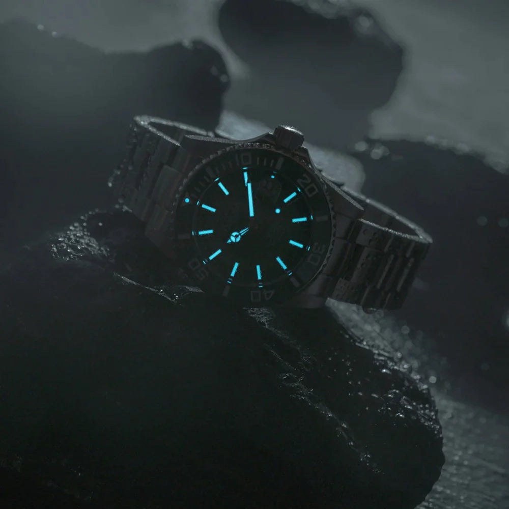 Ternos Professional Auto Nebulous 500m Green Diving Watch 16153570 Holiday package Diver Davosa USA Official Distributor. Prices are Final. Tax & duties included.