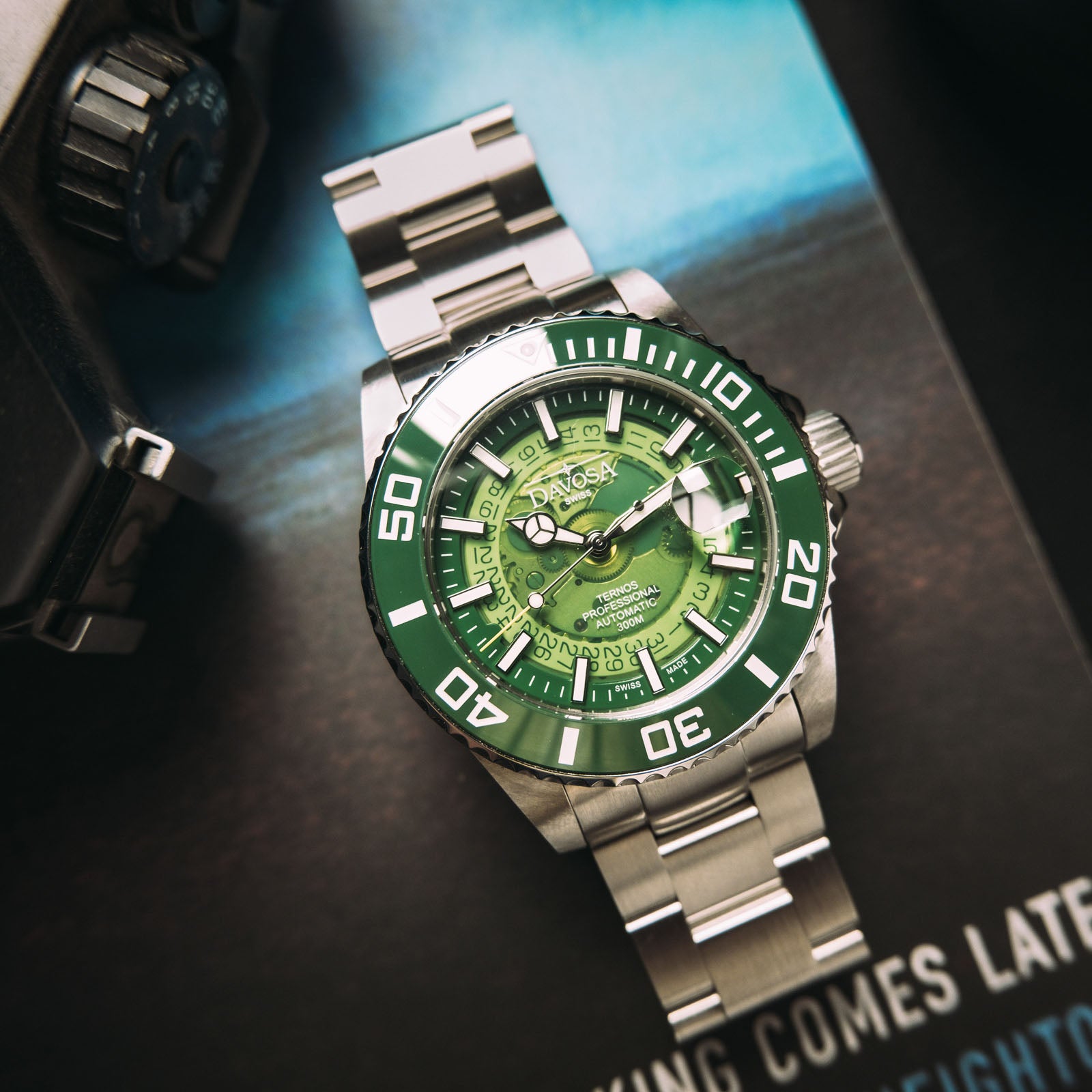 Ternos Professional Auto Nebulous 300m Green Diving Watch 16153570 Diver Davosa USA Official Distributor. Prices are Final. Tax & duties included.