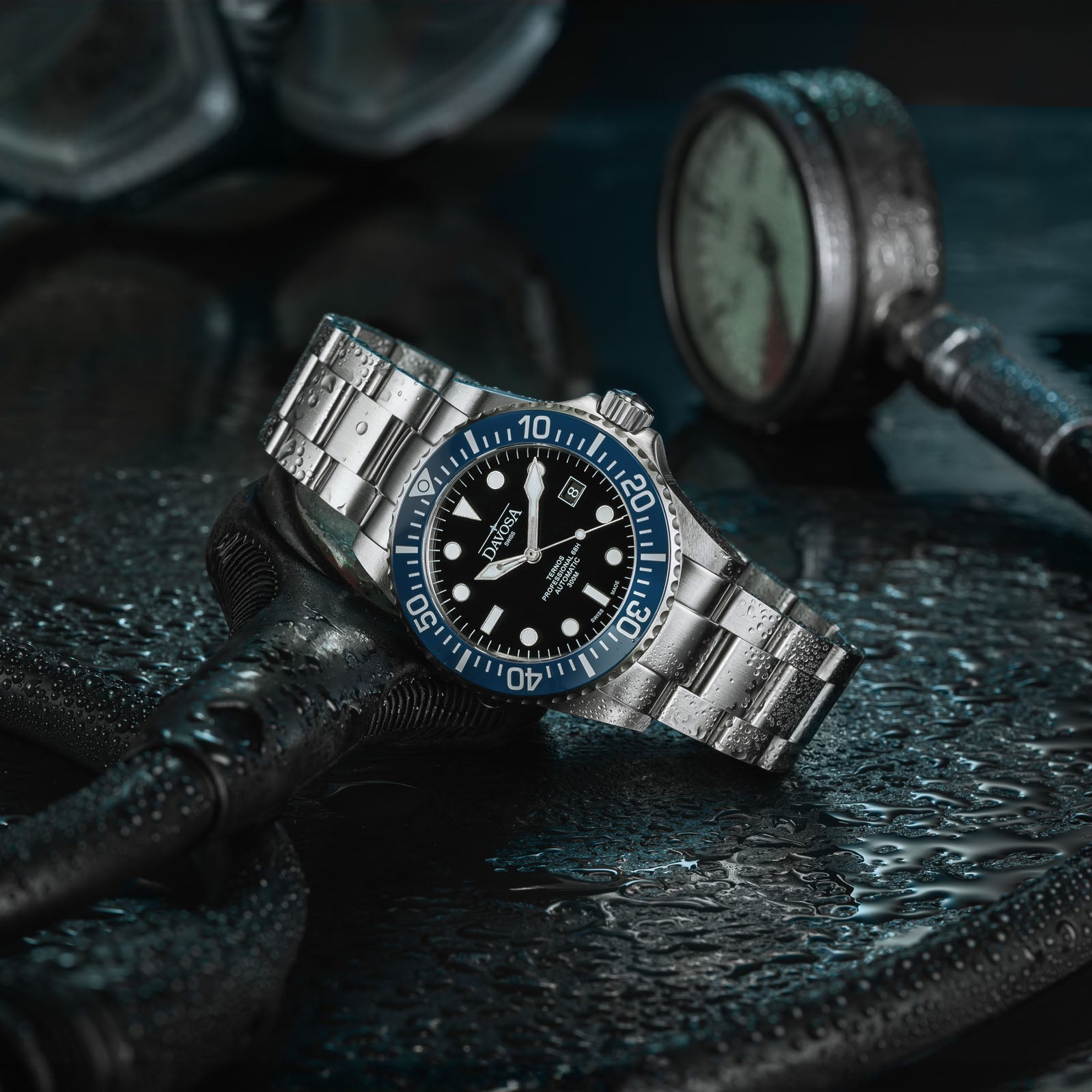 Ternos Professional 68h Automatic 300m Blue Black Diving Watch 16153840 Diver Davosa USA Official Distributor. Prices are Final. Tax & duties included.