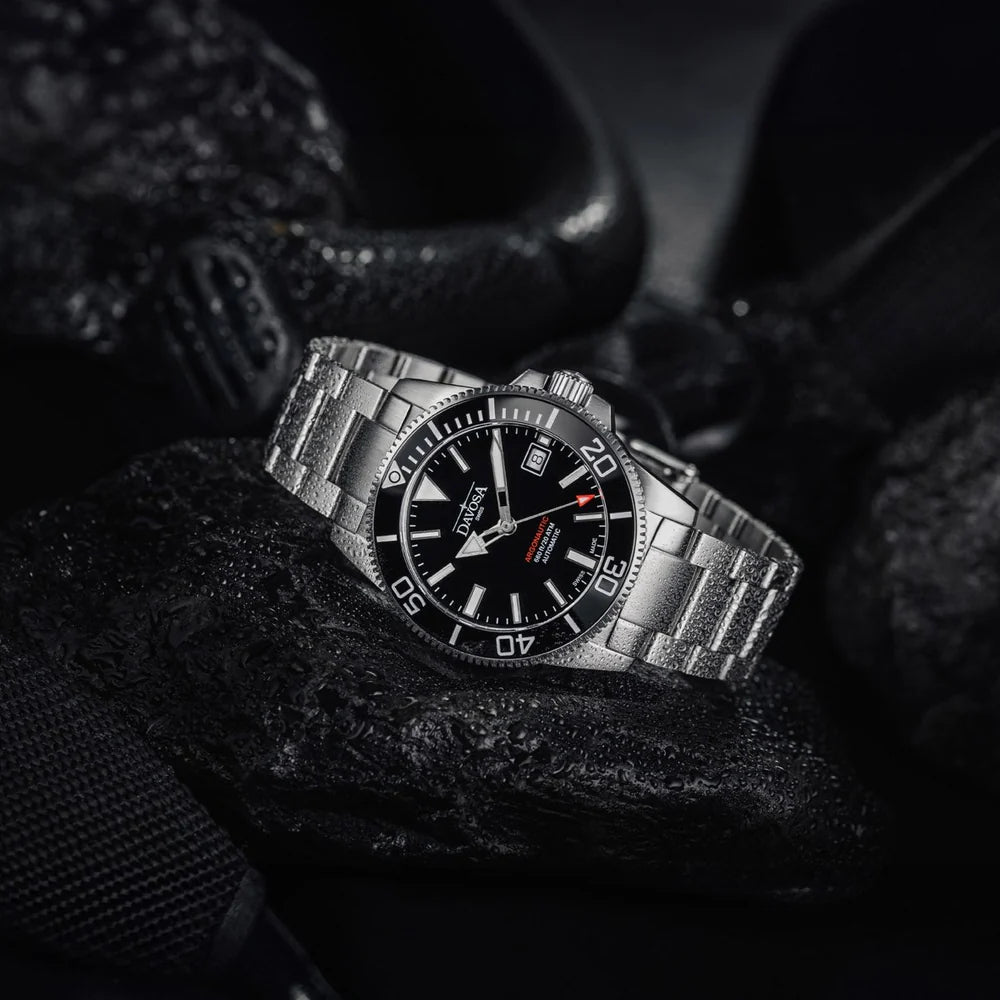 Argonautic 39 Automatic 200m Black Gold Men's Diver Watch 16153250 Diver Davosa USA Official Distributor. Prices are Final. Tax & duties included.
