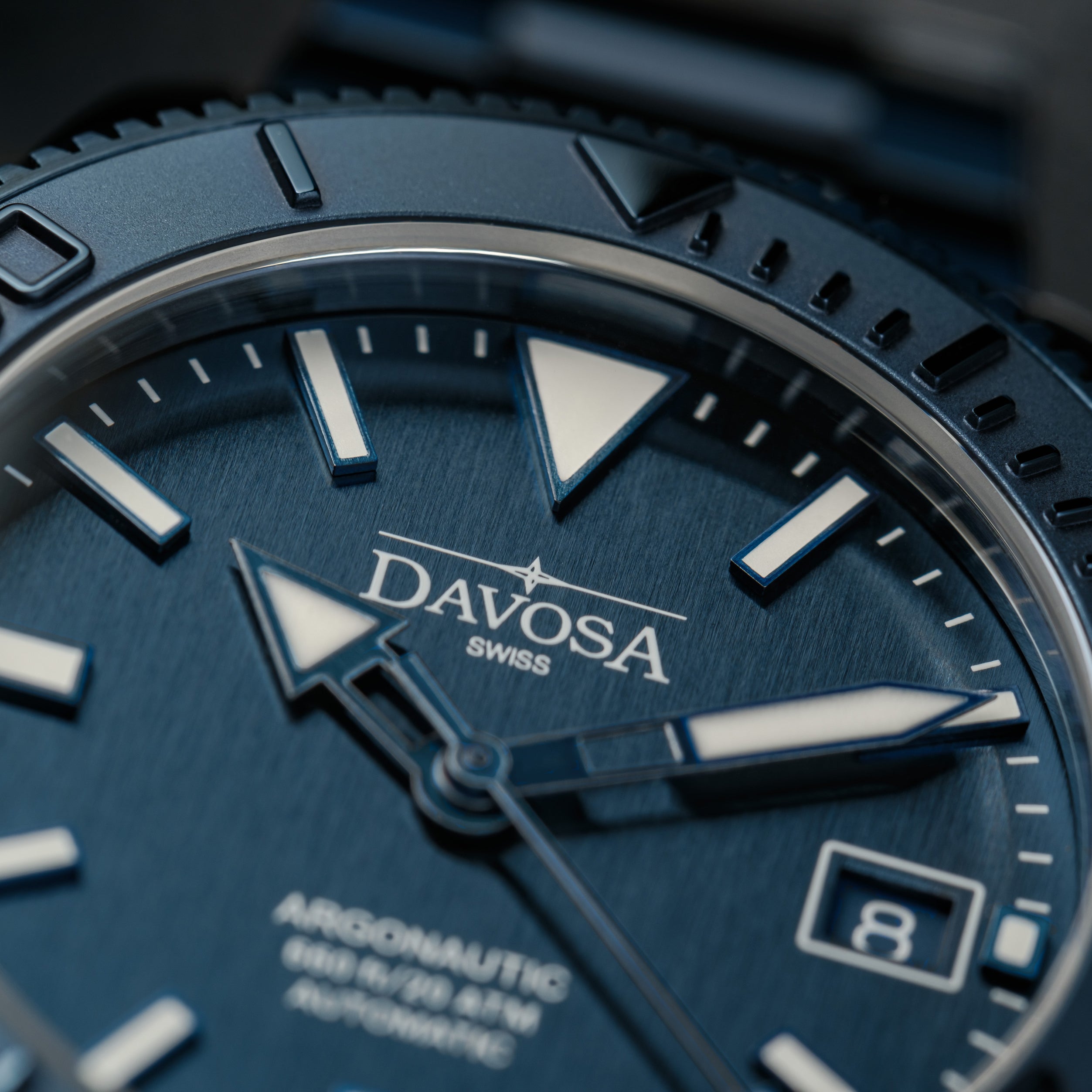 Argonautic 39 Monochrome Automatic 200m Men's Diver Watch 16154040 Limited Edition Diver Davosa USA Official Distributor. Prices are Final. Tax & duties included.