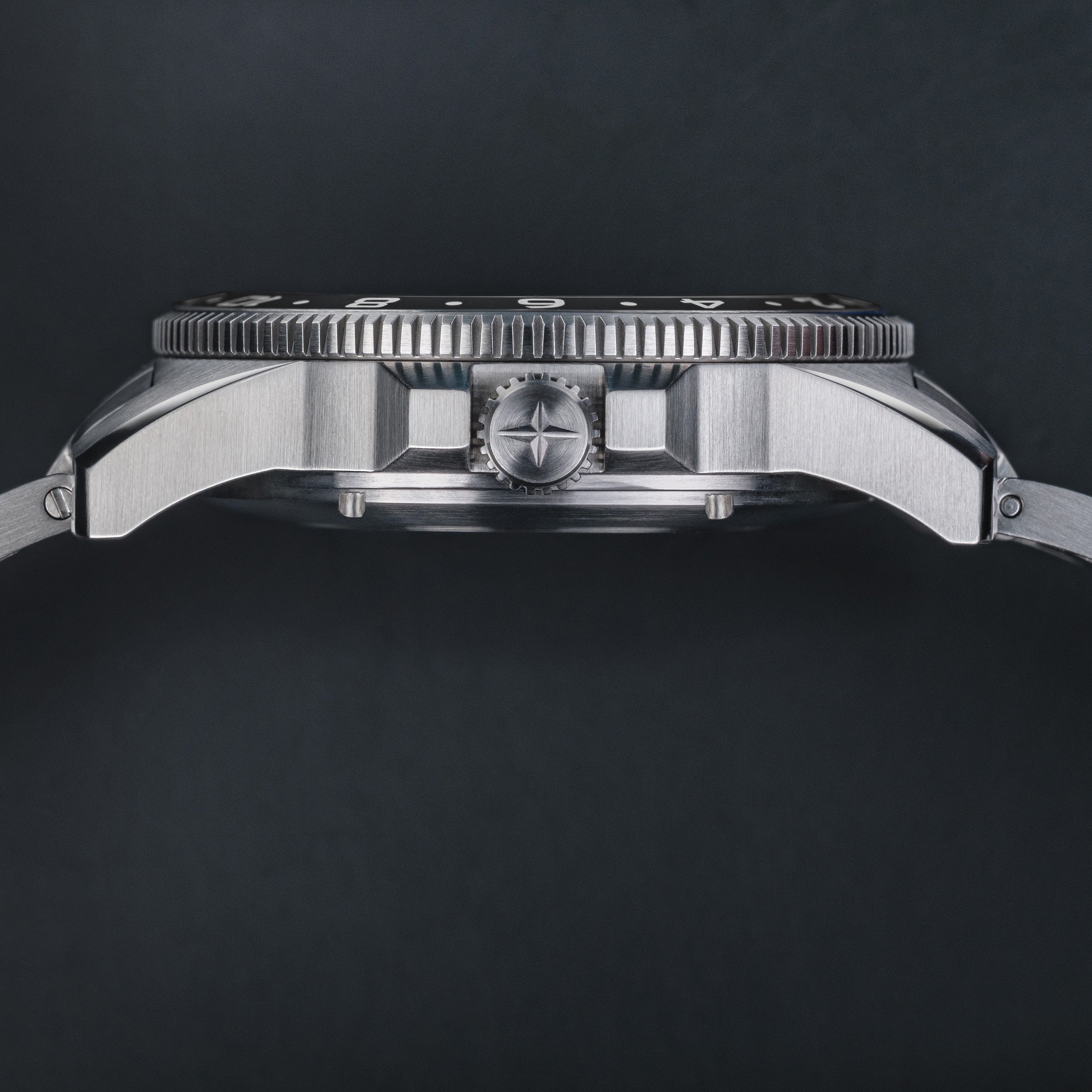 DAVOSA Argonautic World Traveller | Black GMT Watch | 161.542.50 GMT Davosa USA