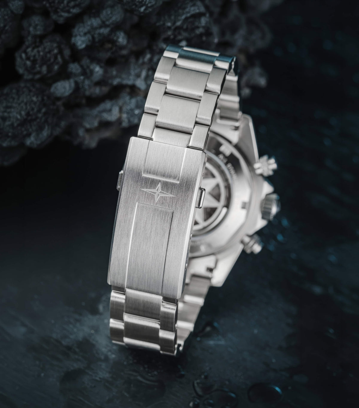 Ternos Professional Chronograph in White Dial with TriaLink Bracelet Ref. 161.543.20 Chronograph DAVOSA Swiss
