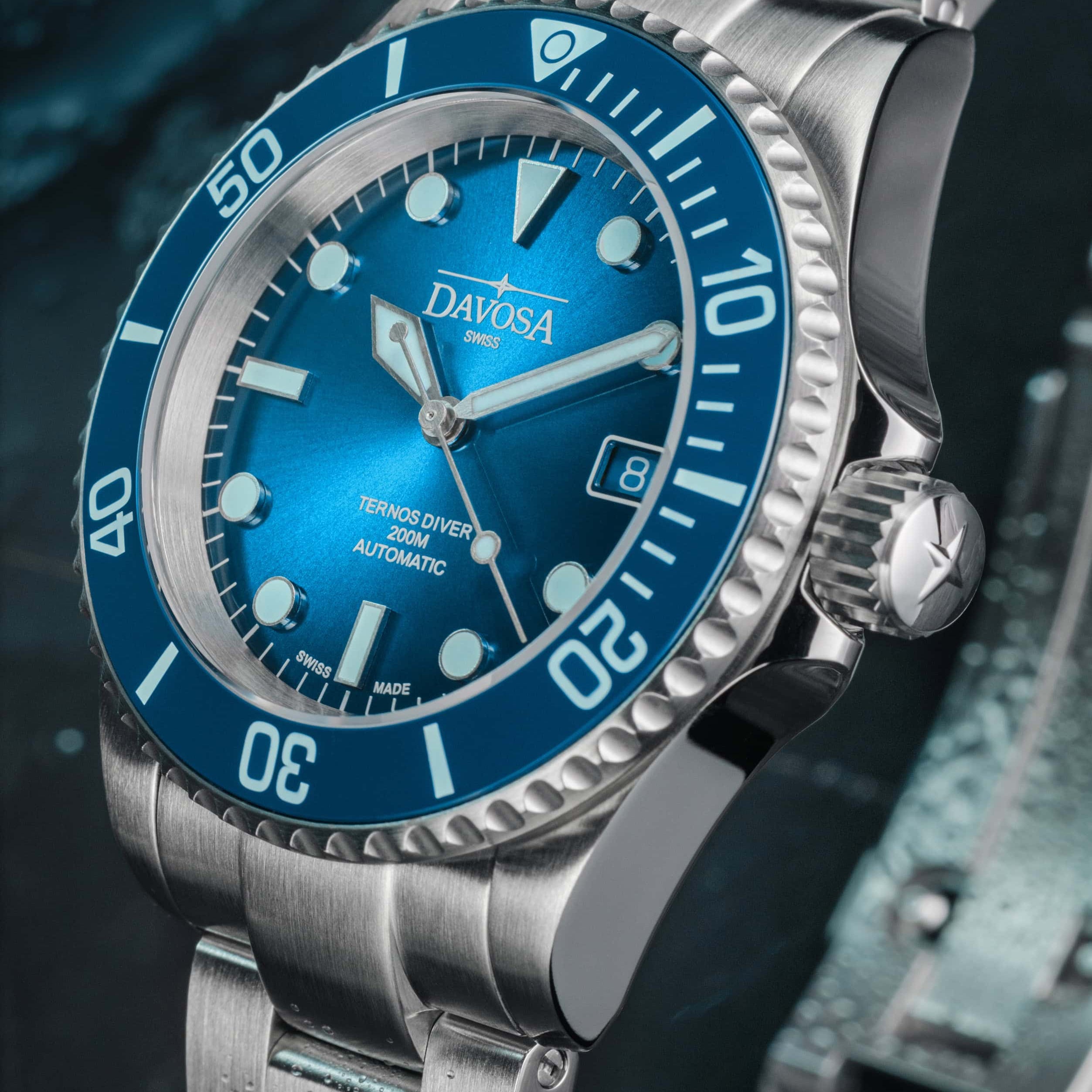 Ternos Diver "Blue Lagoon" Special Edition Automatic 40mm - Only 200 Pieces Worldwide - 161.554.40 with Trialink Watches Davosa USA Official Distributor. Prices are Final. Tax & duties included.