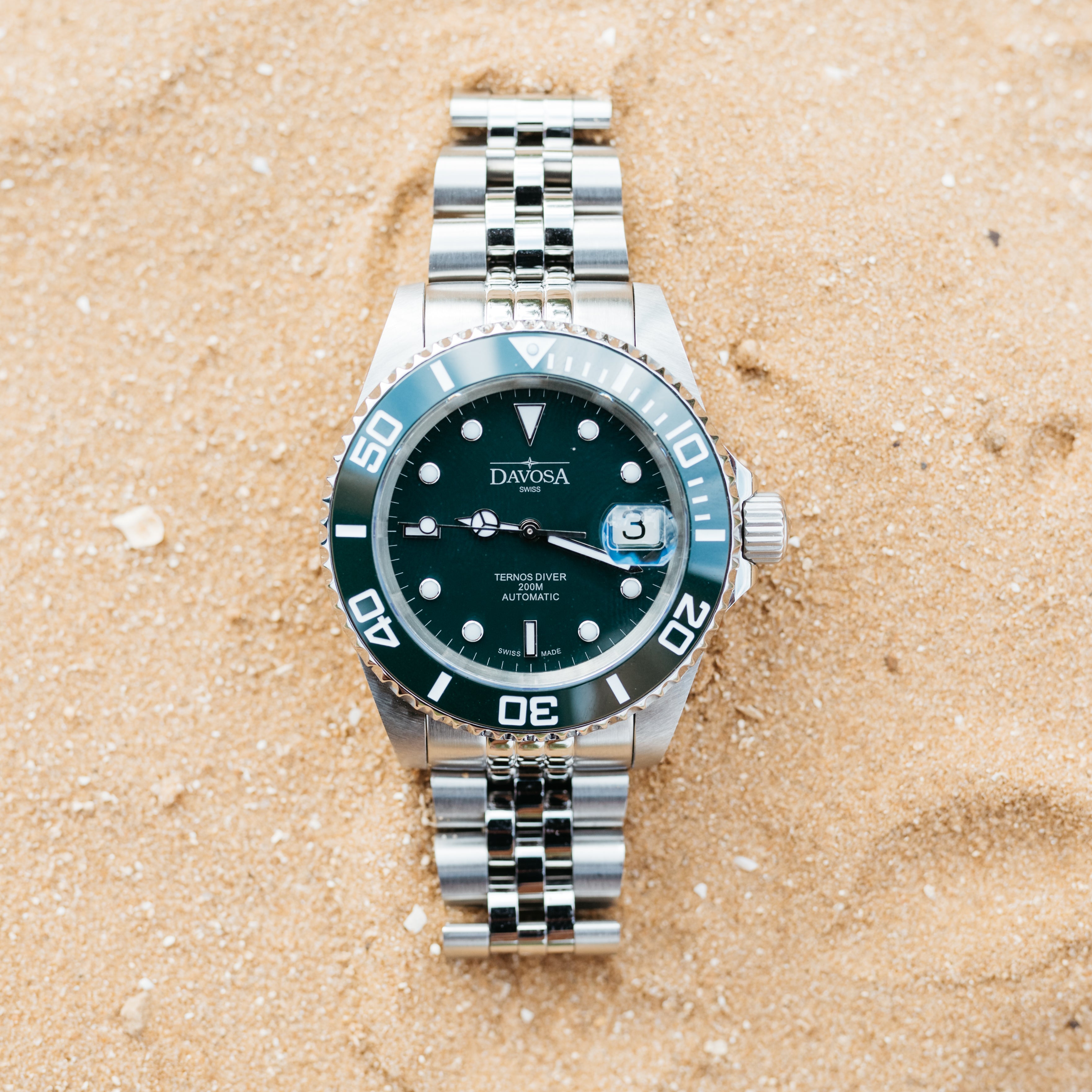 Ternos Ceramic Automatic 200m Green Diving Watch 16155507 Diver Davosa USA Official Distributor. Prices are Final. Tax & duties included.