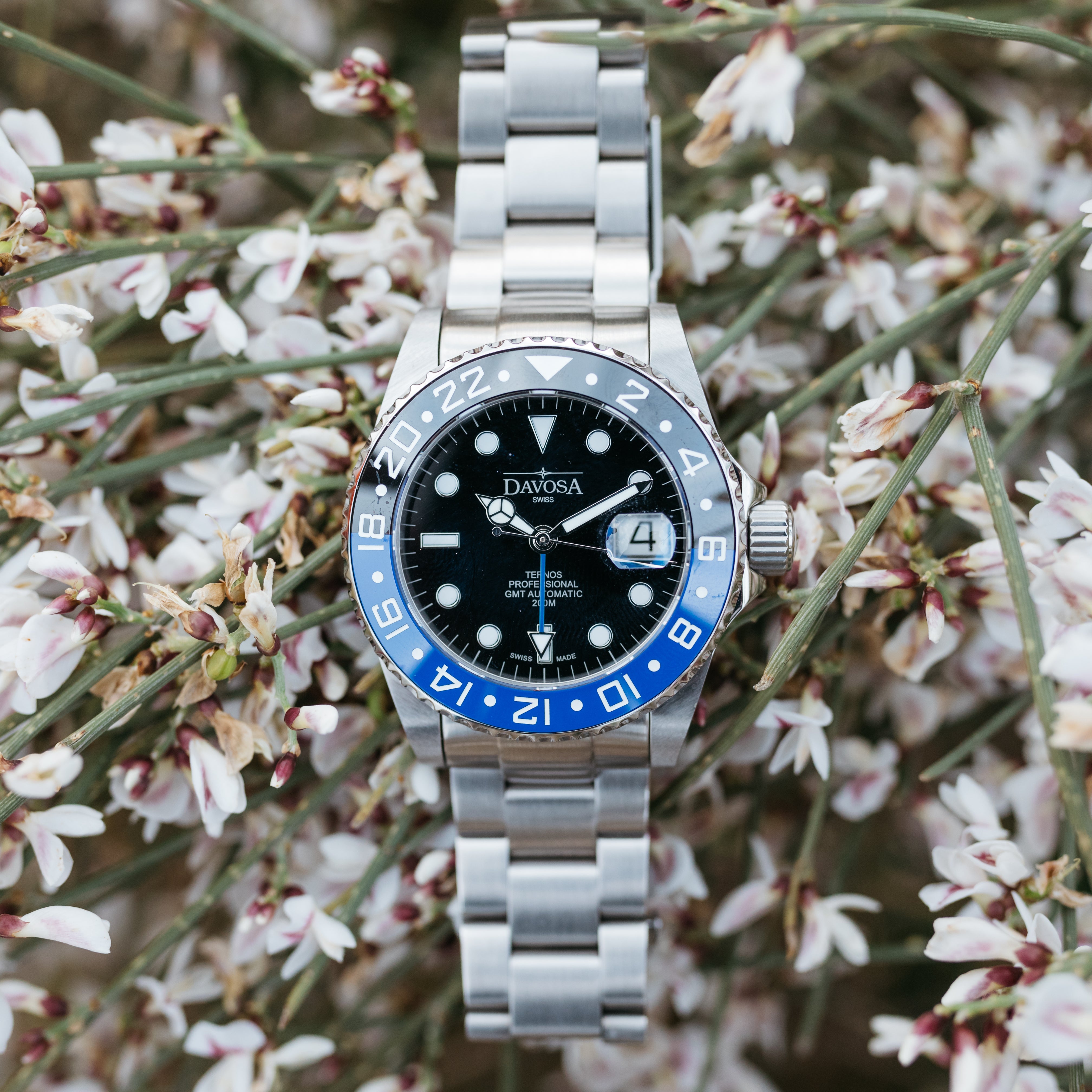 Ternos Professional Automatic 200m GMT Black Blue Diving Watch 16157145 GMT Davosa USA Official Distributor. Prices are Final. Tax & duties included.