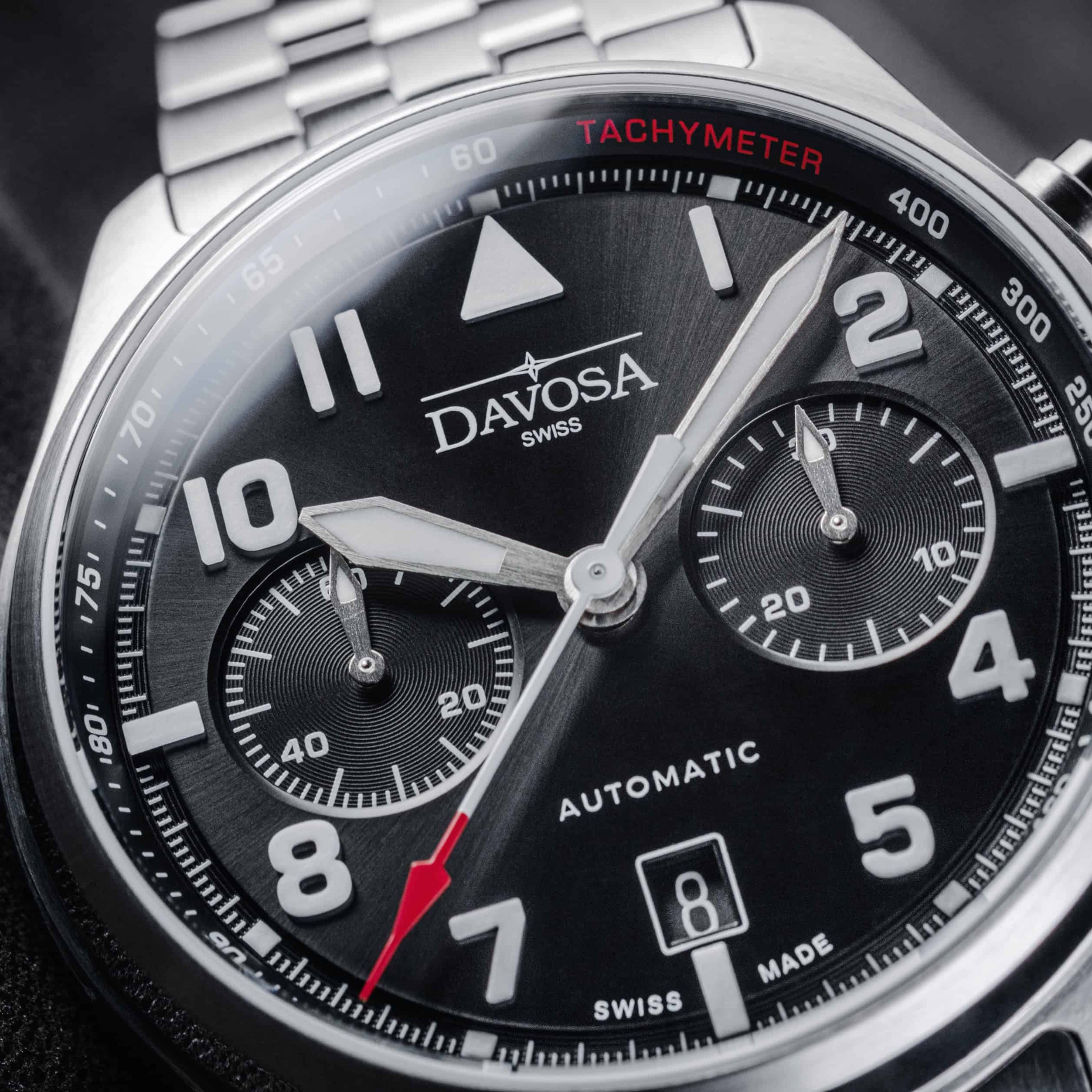 Newton Pilot Chronograph | Limited Edition - 300 units | 161.578.50 Pilot Davosa USA Official Distributor. Prices are Final. Tax & duties included.