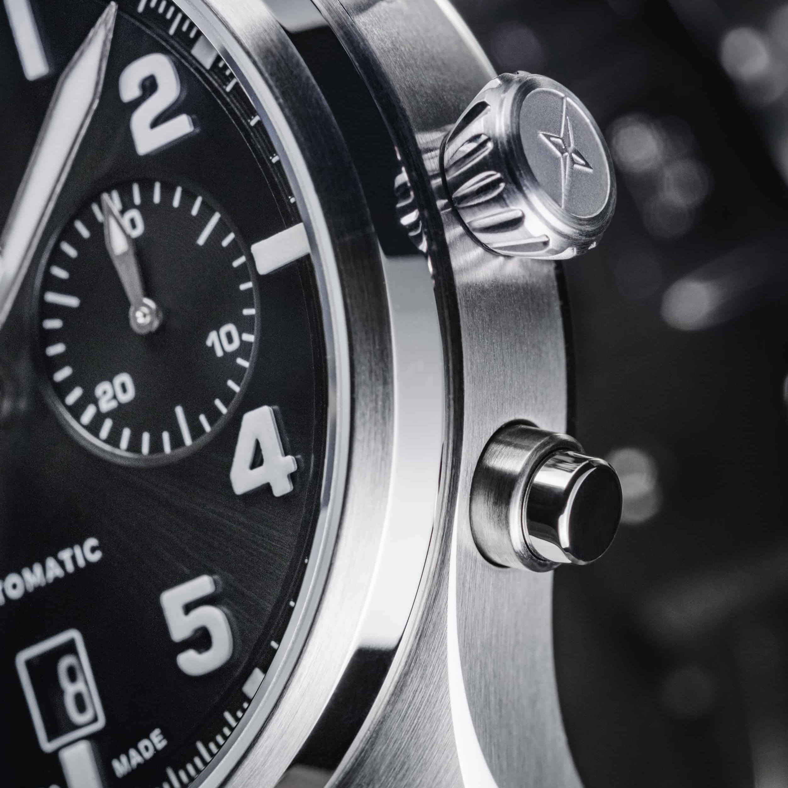 Newton Pilot Chronograph | Limited Edition - 300 units | 161.578.50 Pilot Davosa USA Official Distributor. Prices are Final. Tax & duties included.