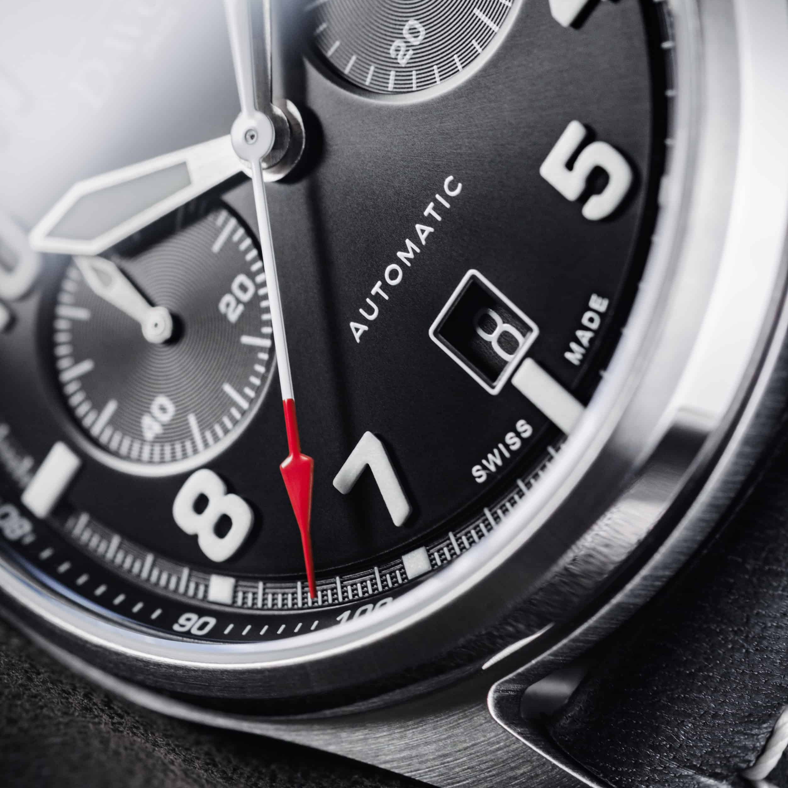 Newton Pilot Chronograph | Limited Edition - 300 units | 161.578.55 Pilot Davosa USA Official Distributor. Prices are Final. Tax & duties included.