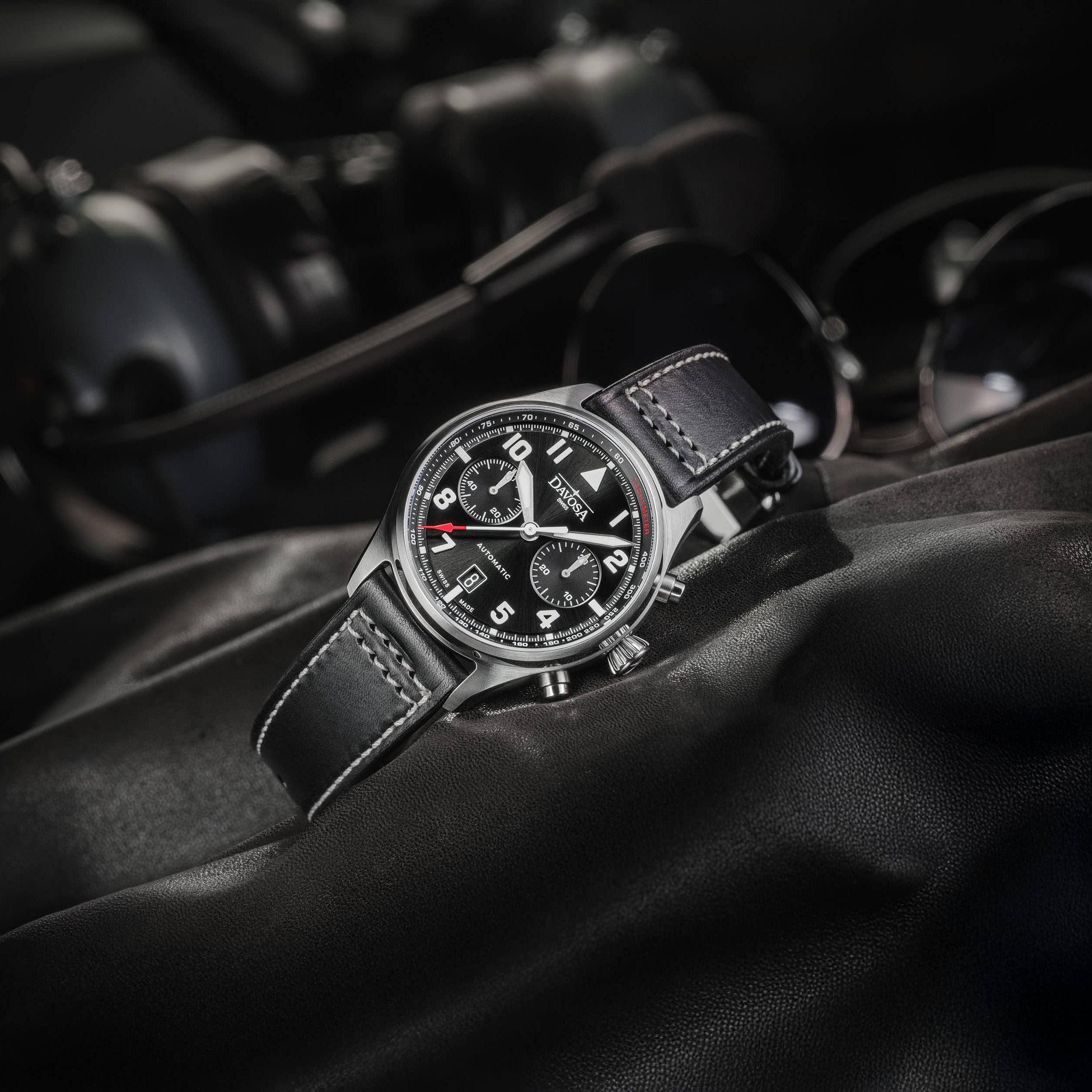 Newton Pilot Chronograph | Limited Edition - 300 units | 161.578.55 Pilot Davosa USA Official Distributor. Prices are Final. Tax & duties included.