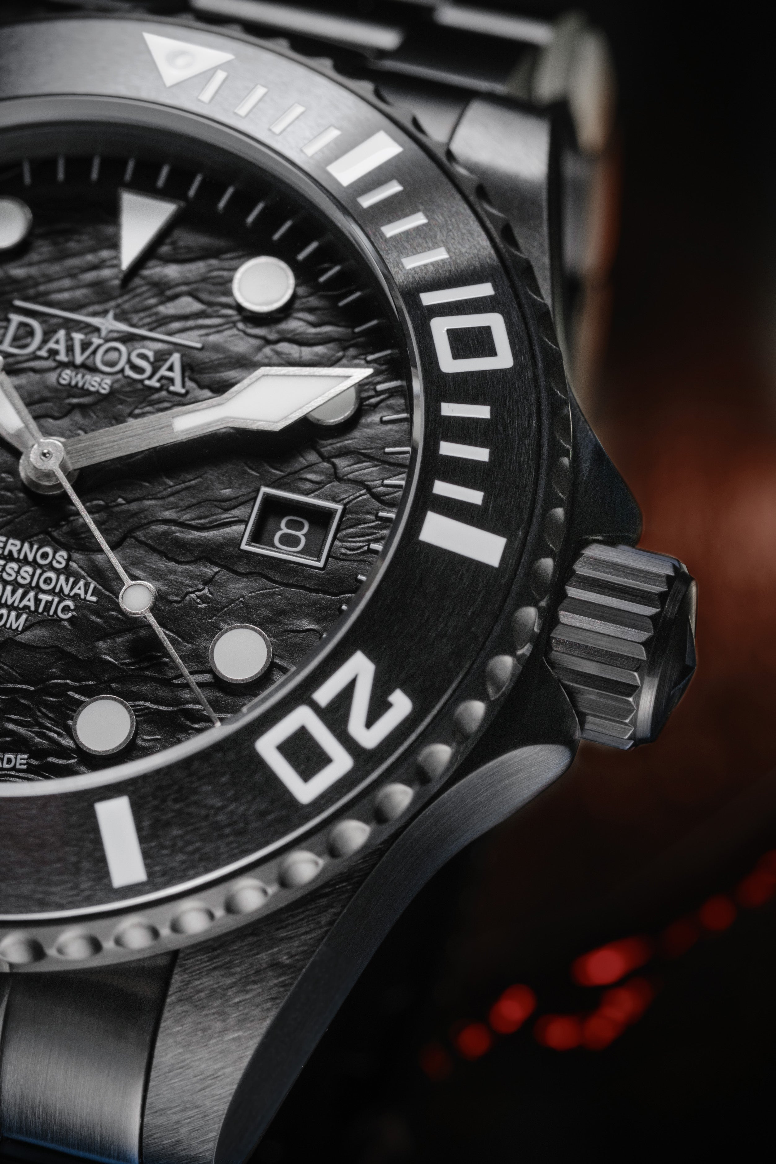 Ternos Professional Black Rock Limited Edition Metal Trialink Bracelet Version Diver Davosa USA Official Distributor. Prices are Final. Tax & duties included.