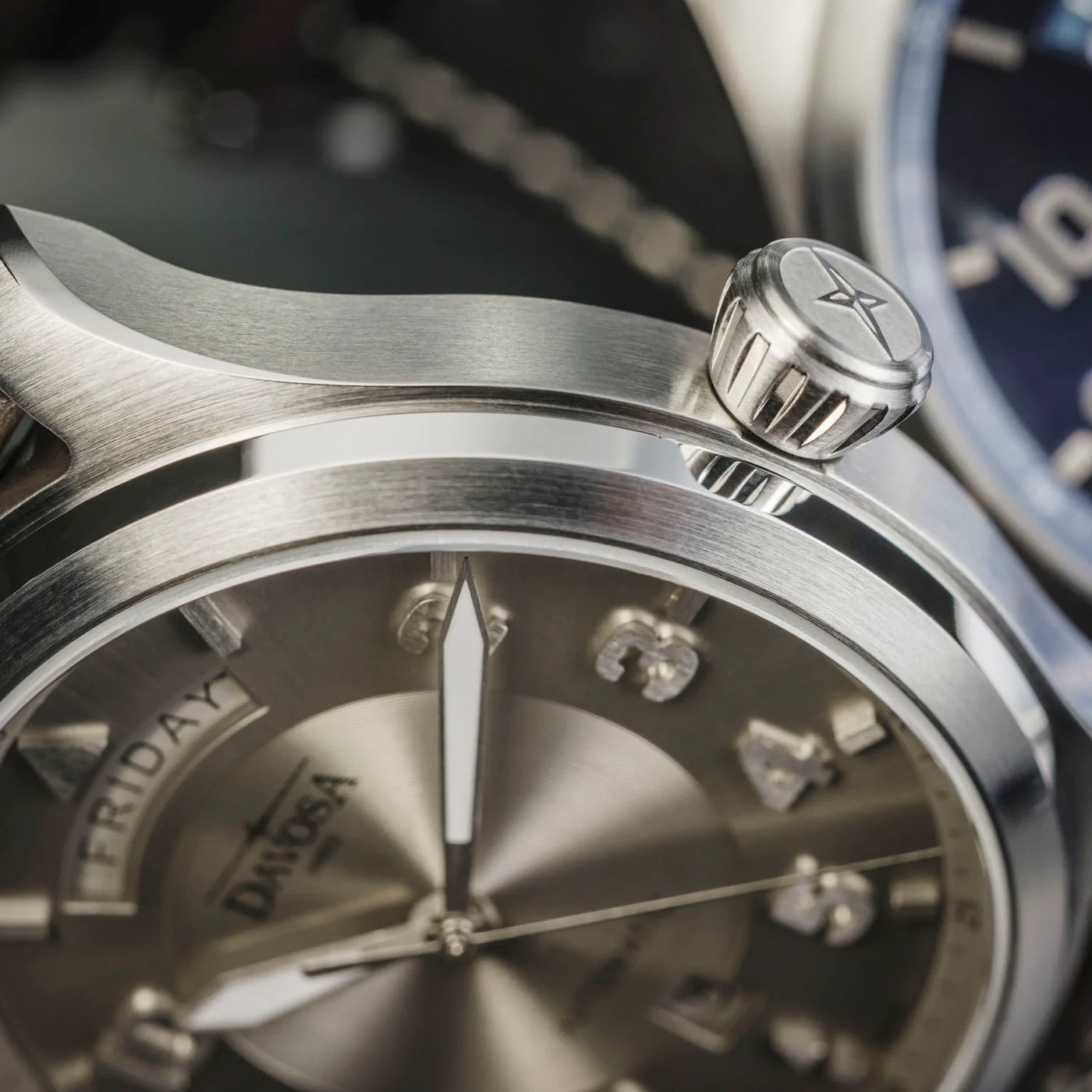 Newton Day-Date Automatic 44mm Grey Pilot Watch 16158510 Pilot Davosa USA Official Distributor. Prices are Final. Tax & duties included.