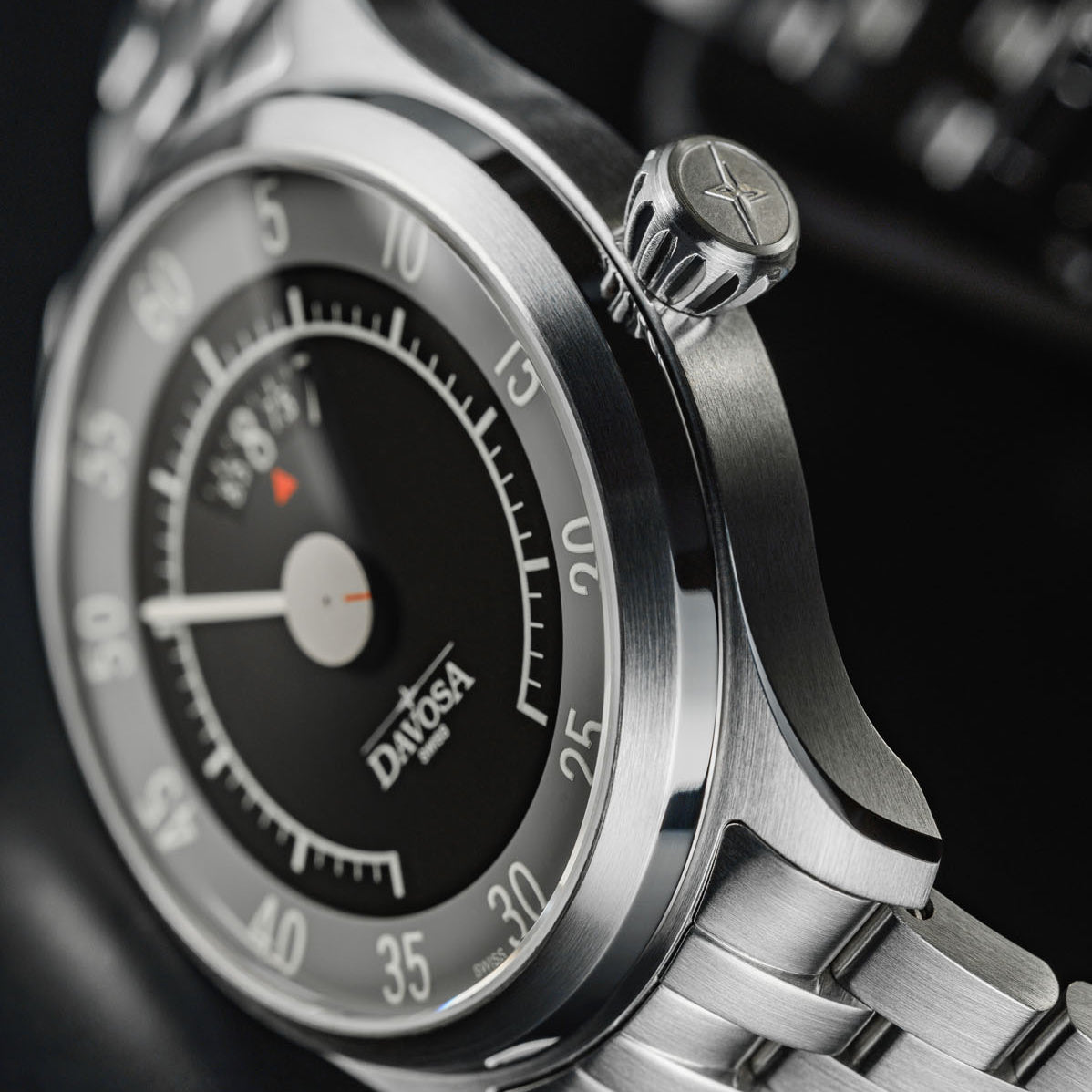 Newton Automatic Speedometer Black Pilot Racing Watch 16158750 Performance Davosa USA Official Distributor. Prices are Final. Tax & duties included.