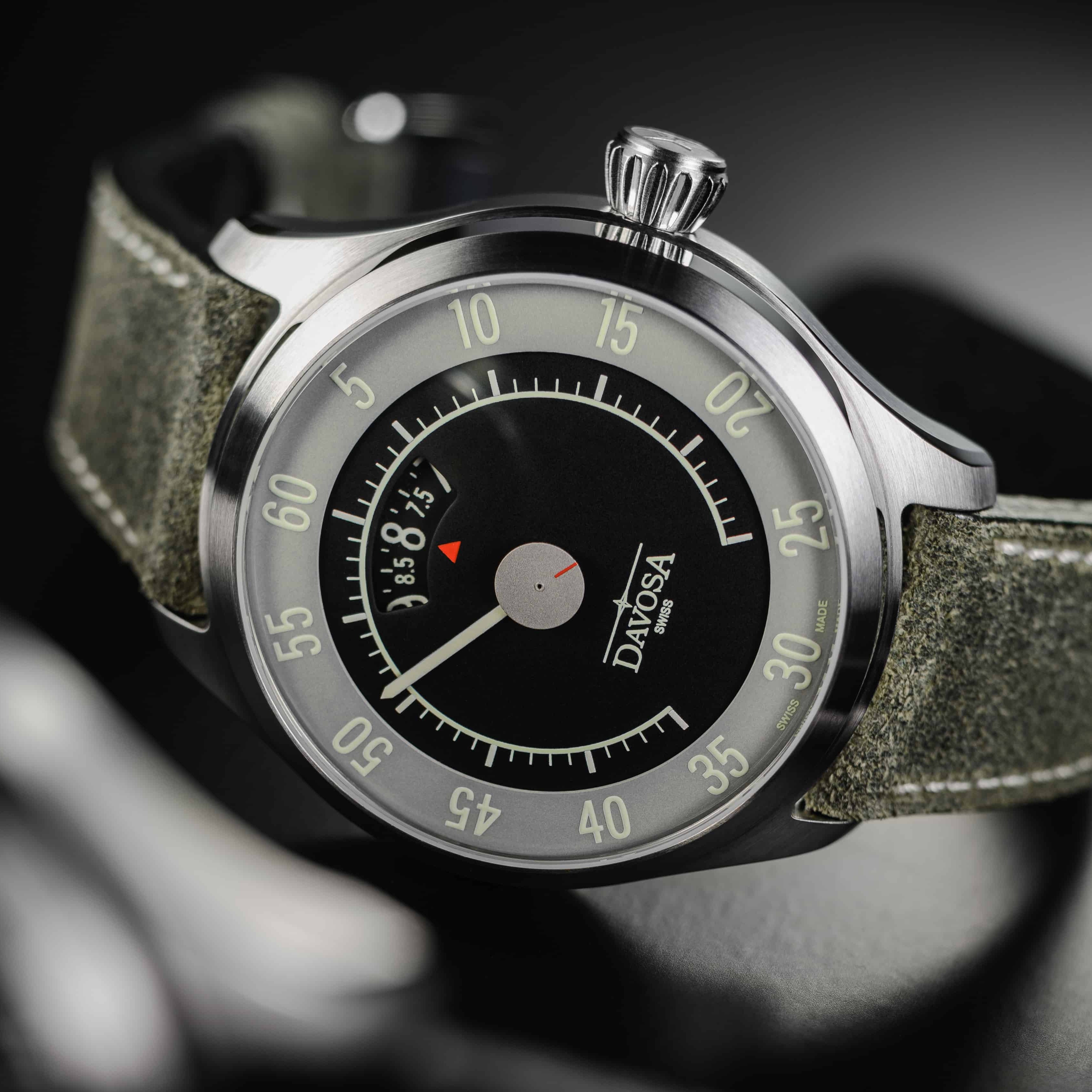Newton Automatic Speedometer Gray Gray Pilot Racing Watch 16158725 Pilot Davosa USA Official Distributor. Prices are Final. Tax & duties included.