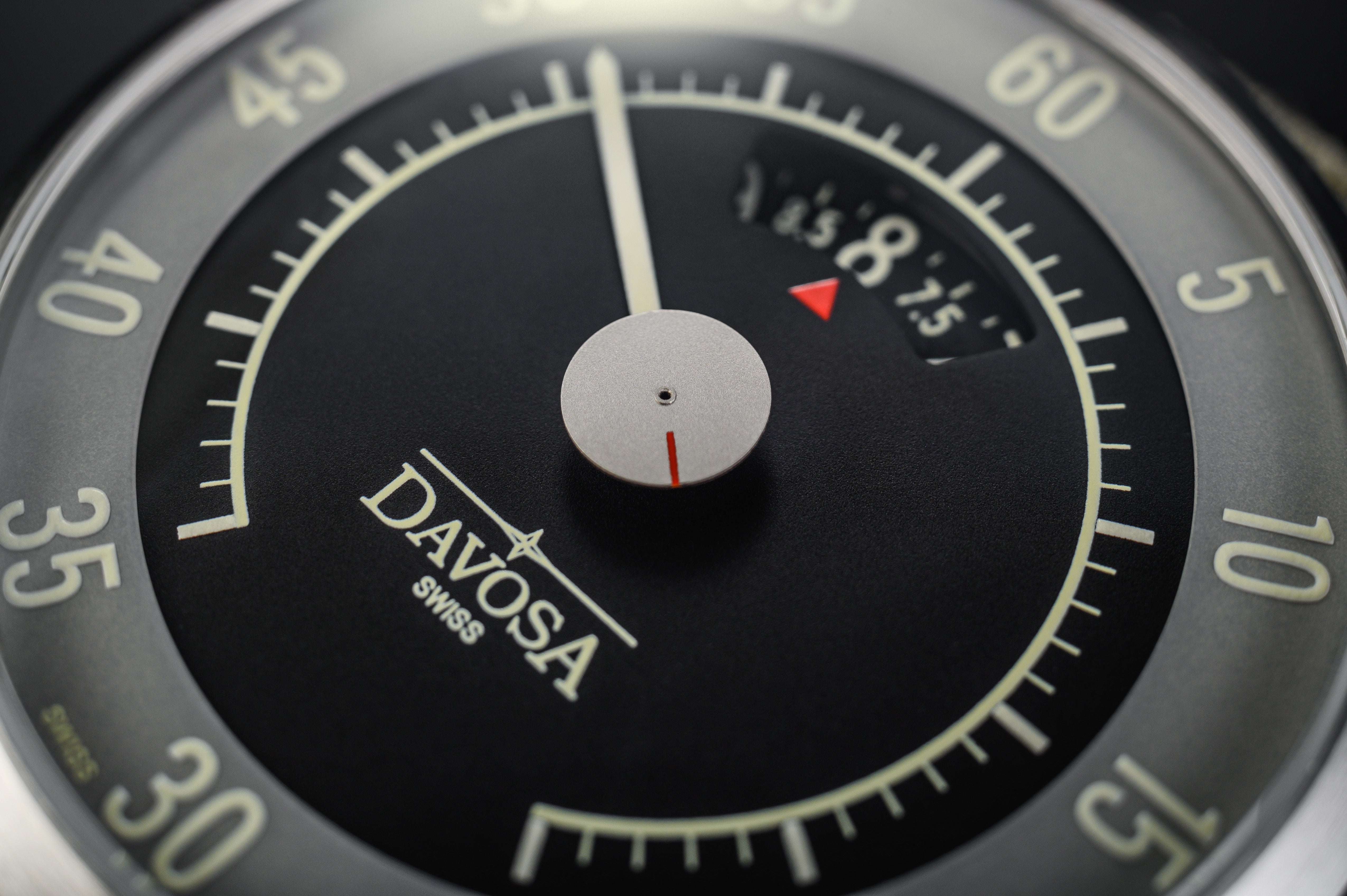 Newton Automatic Speedometer Grey Pilot Racing Watch 16158720 Performance Davosa USA Official Distributor. Prices are Final. Tax & duties included.