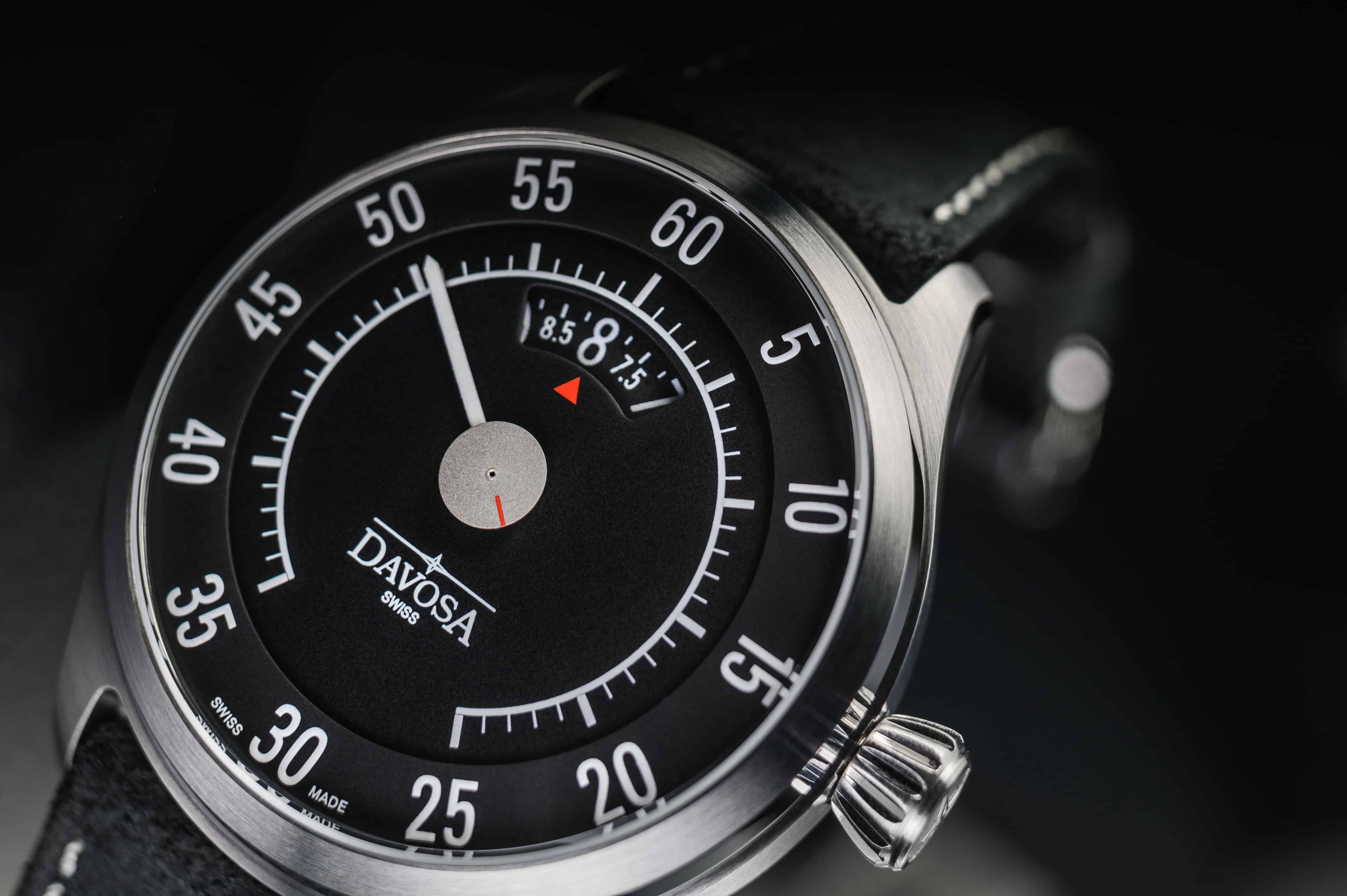 Newton Automatic Speedometer Black Pilot Racing Watch 16158750 Performance Davosa USA Official Distributor. Prices are Final. Tax & duties included.