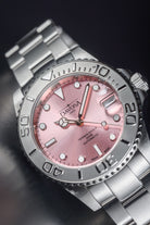 Ternos Medium Automatic Limited Edition California Pink Diver Watch 16619960 Diver Davosa USA Official Distributor. Prices are Final. Tax & duties included.