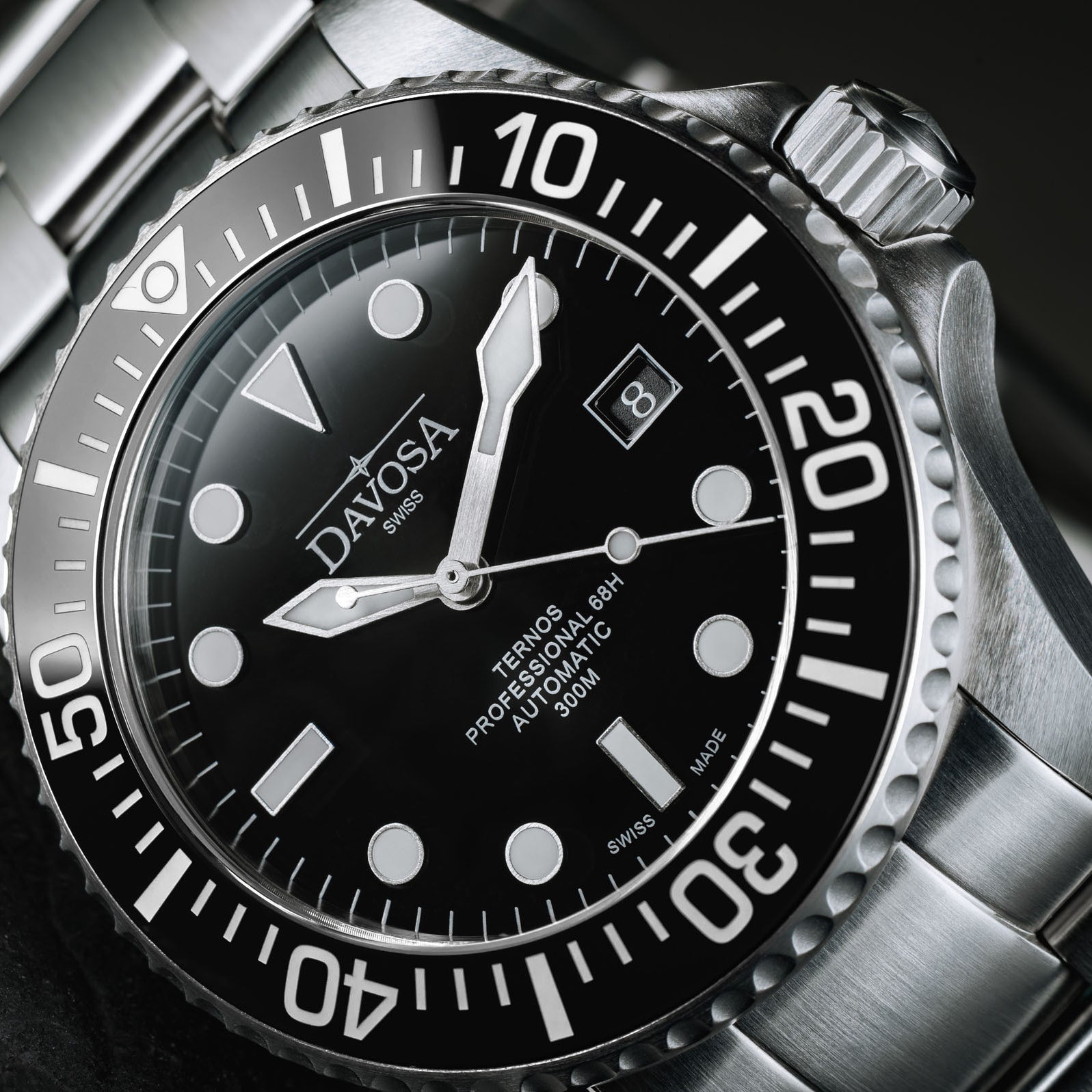Ternos Professional 68h Automatic 300m Black Blue Green Diving Watch Collection Diver Davosa USA Official Distributor. Prices are Final. Tax & duties included.