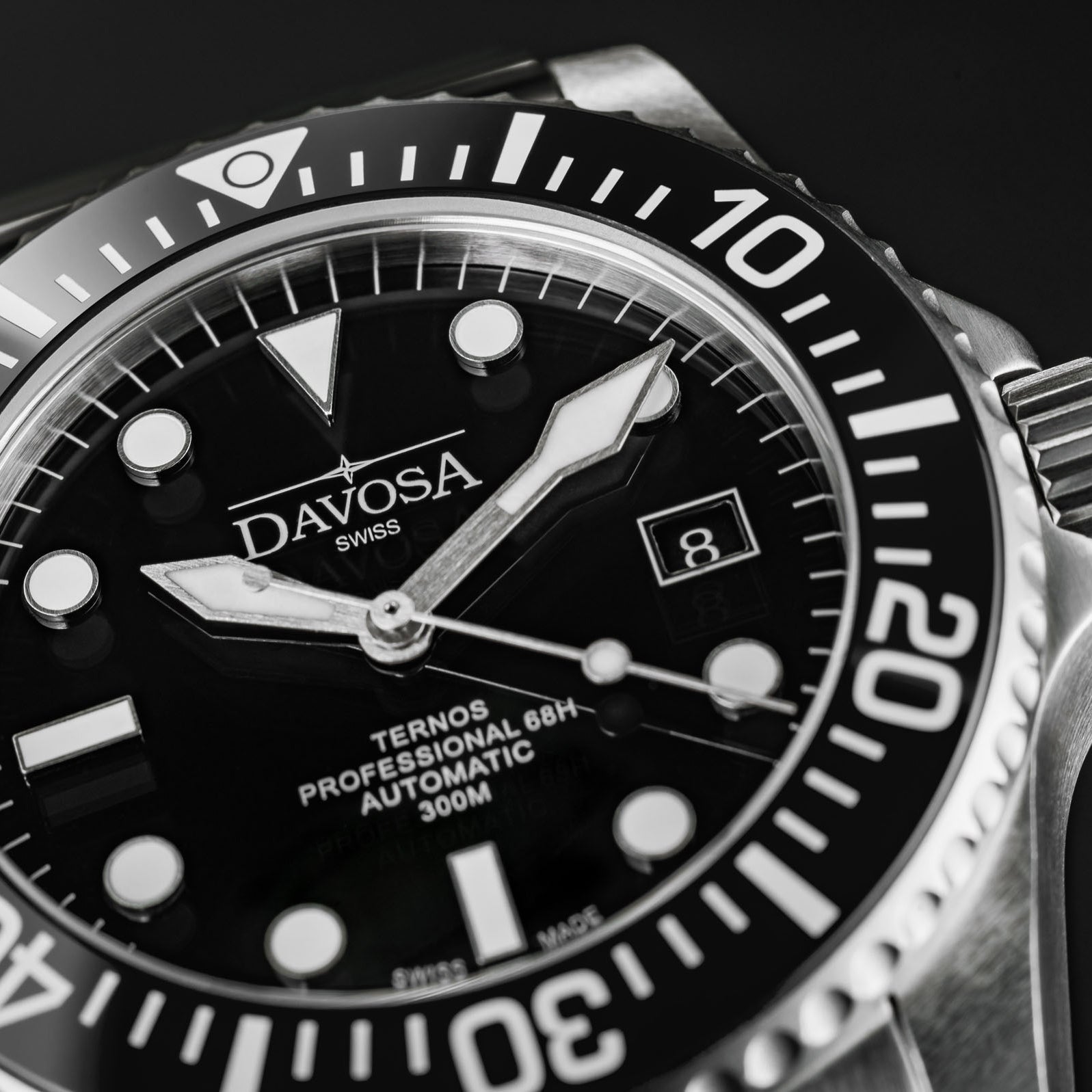 Ternos Professional 68h Automatic 300m Black Diving Watch 16153850 - Outlet Diver Davosa USA Official Distributor. Prices are Final. Tax & duties included.