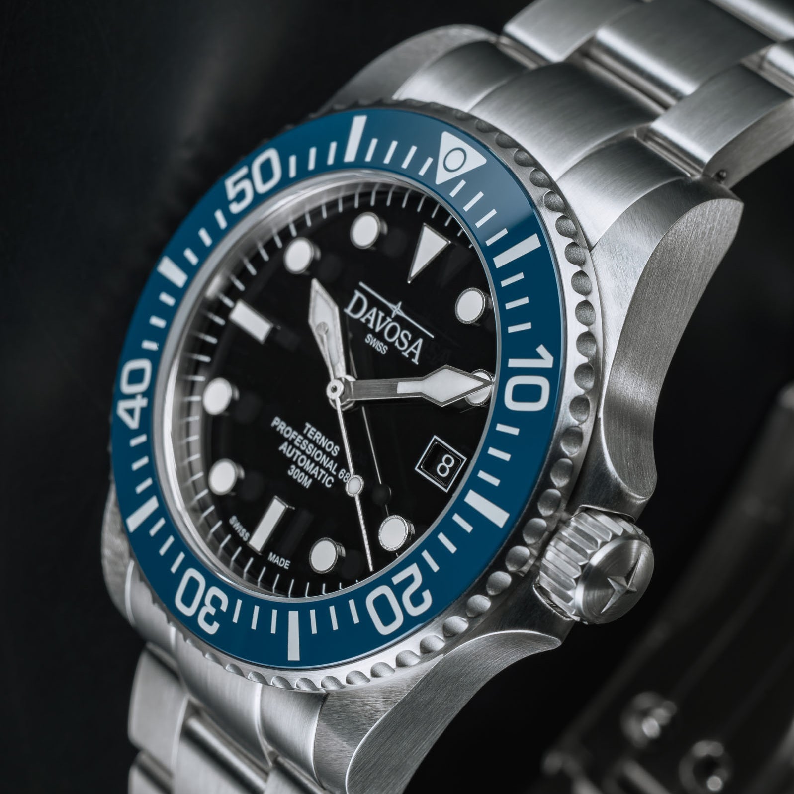 Ternos Professional 68h Automatic 300m Blue Black Diving Watch 16153840 Diver Davosa USA Official Distributor. Prices are Final. Tax & duties included.