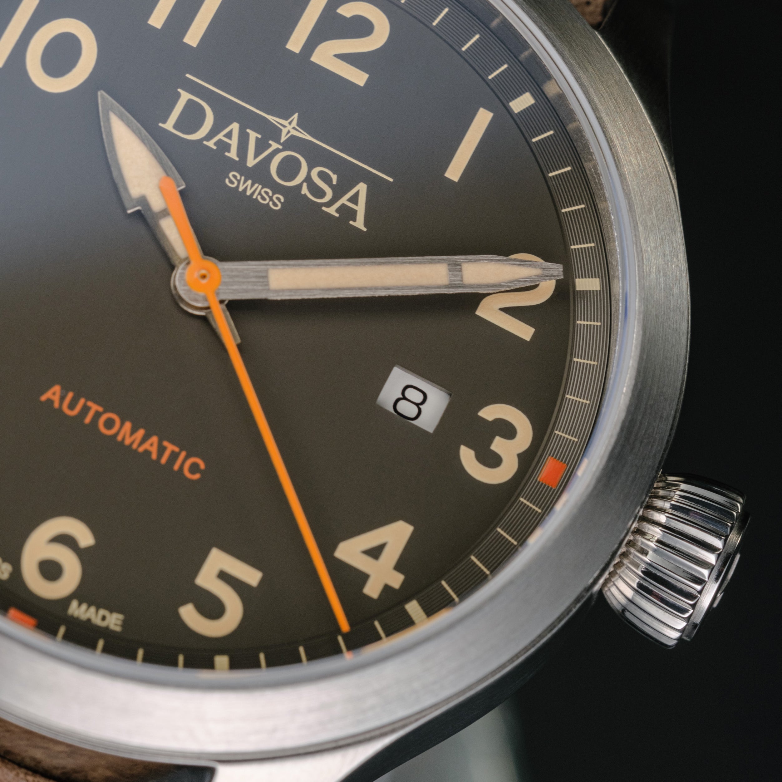Axis Ref. 161.574.96 - Automatic Men’s Watch with Vintage Italian Leather Strap and Bold Sport Dial Military Davosa USA