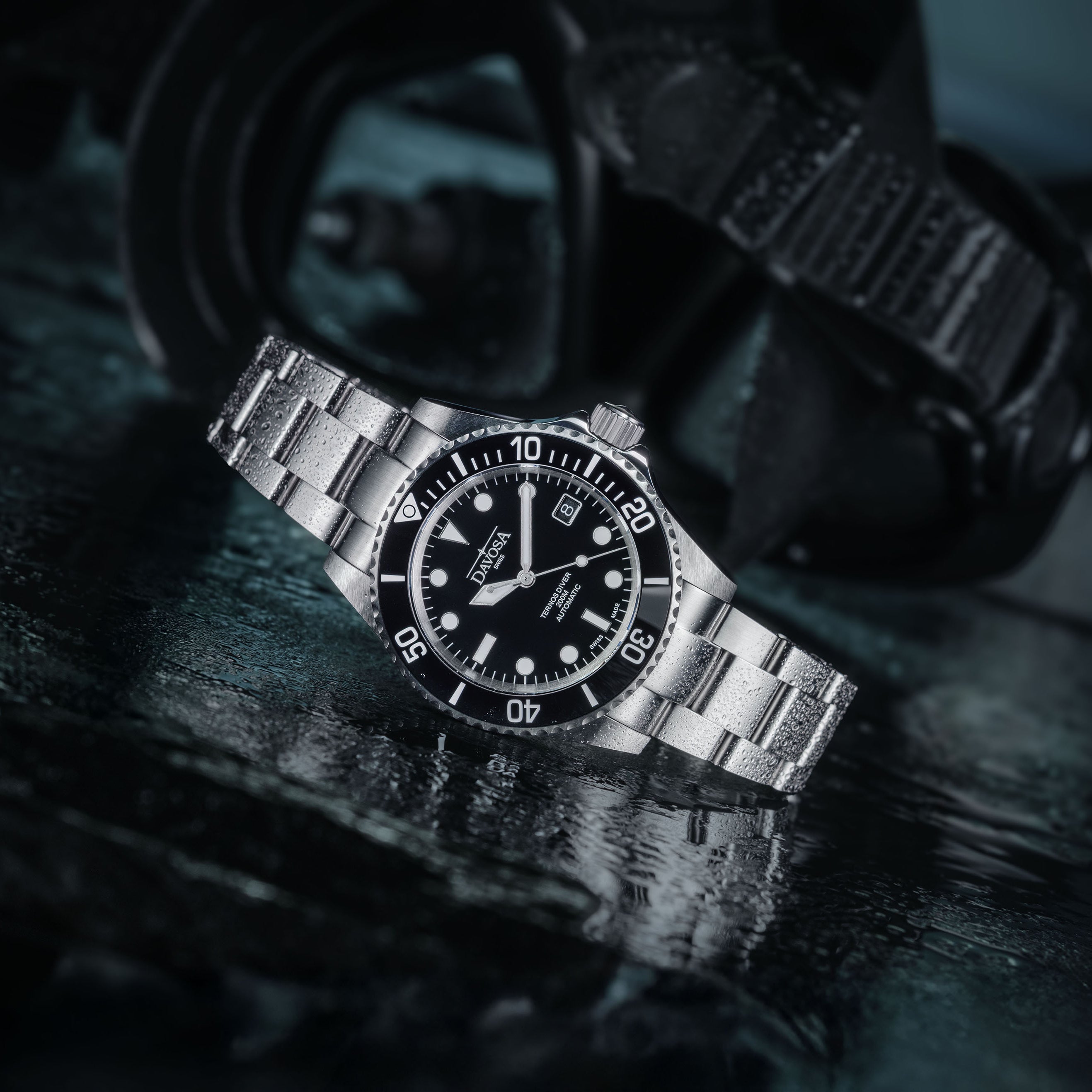 Ternos Ceramic Automatic 200m Swiss-Made Black Unisex Diver Watch 161.550.50 No Loupe Diver Davosa USA Official Distributor. Prices are Final. Tax & duties included.