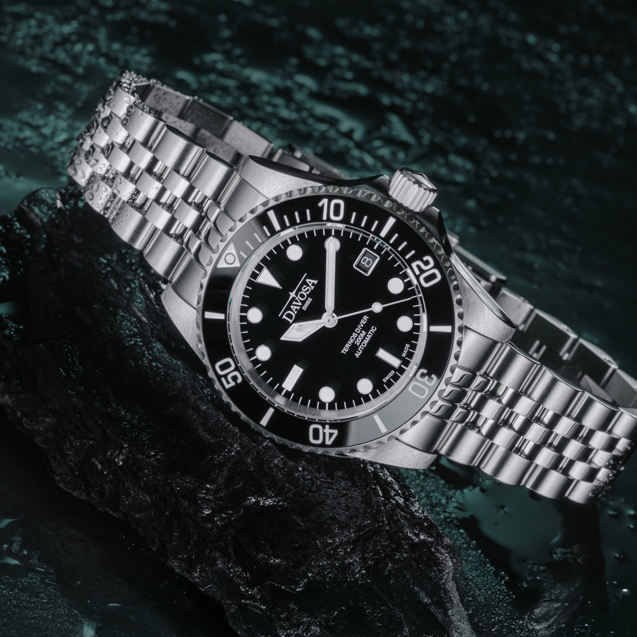 Ternos Ceramic Automatic 200m Swiss-Made Black Unisex Diver Watch 161.550.05 No Loupe with Pentalink Bracelet Diver Davosa USA Official Distributor. Prices are Final. Tax & duties included.