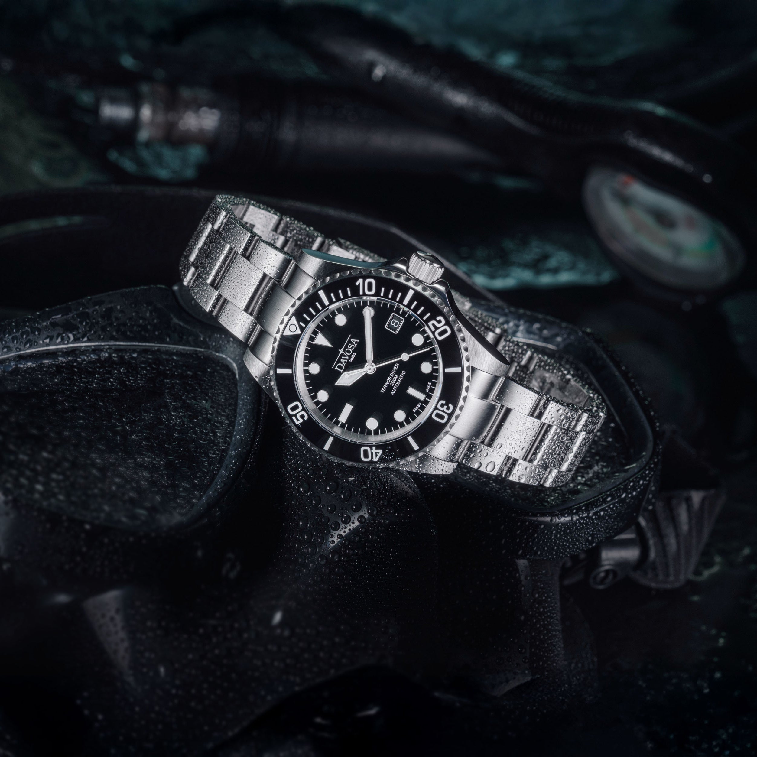 Ternos Ceramic Automatic 200m Swiss-Made Black Unisex Diver Watch 161.550.50 No Loupe Diver Davosa USA Official Distributor. Prices are Final. Tax & duties included.