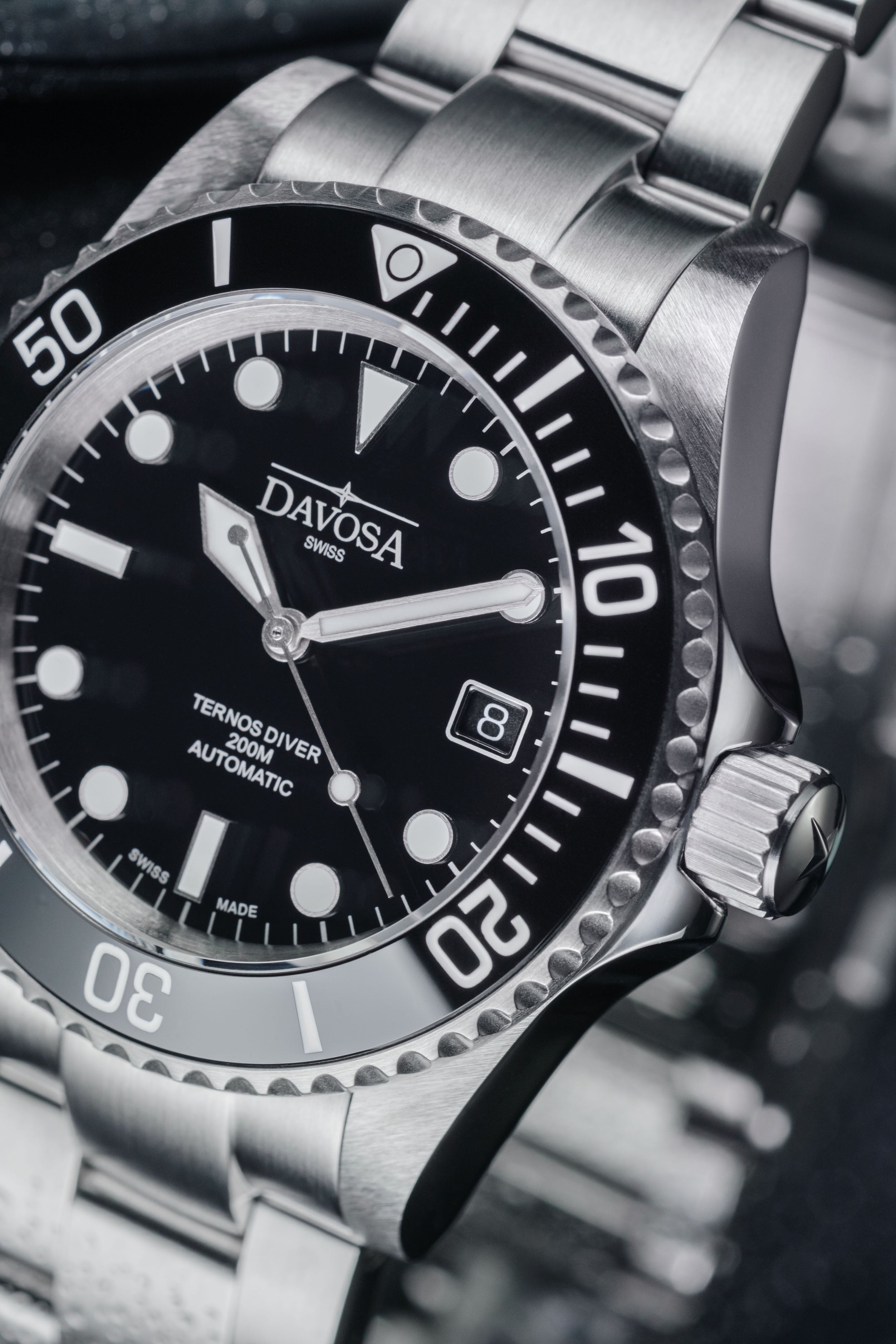 Ternos Ceramic Automatic 200m Swiss-Made Black Unisex Diver Watch 161.550.50 No Loupe Diver Davosa USA Official Distributor. Prices are Final. Tax & duties included.