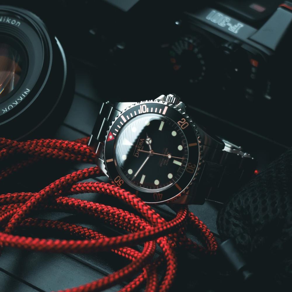 Ternos Sixties Seahorse Swiss-Made 40mm Golden touch Sapphire Crystal Unisex Wristwatch 16152591 Special US Edition 100 units only Diver Davosa USA Official Distributor. Prices are Final. Tax & duties included.