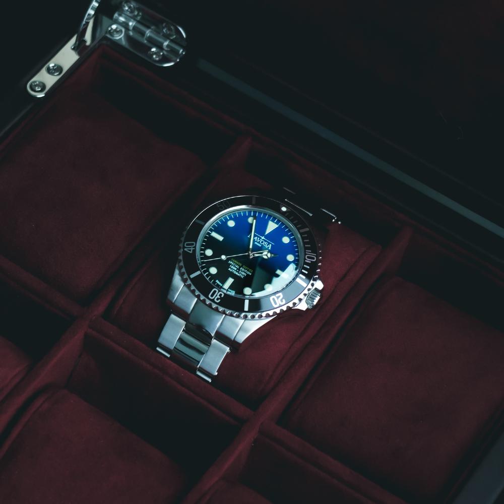 Ternos Sixties Seahorse Swiss-Made 40mm Faded Blue Sapphire Crystal Unisex Wristwatch 16152590 Special US Edition 100 units only Diver Davosa USA Official Distributor. Prices are Final. Tax & duties included.