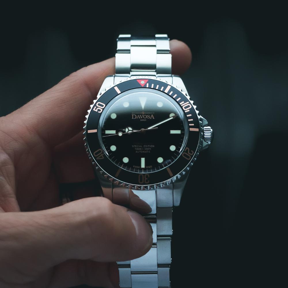 Ternos Sixties Seahorse Swiss-Made 40mm Golden touch Sapphire Crystal Unisex Wristwatch 16152591 Special US Edition 100 units only Diver Davosa USA Official Distributor. Prices are Final. Tax & duties included.