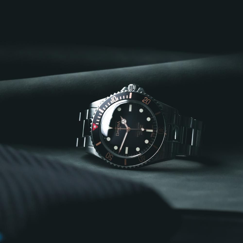 Ternos Sixties Seahorse Swiss-Made 40mm Golden touch Sapphire Crystal Unisex Wristwatch 16152591 Special US Edition 100 units only Diver Davosa USA Official Distributor. Prices are Final. Tax & duties included.