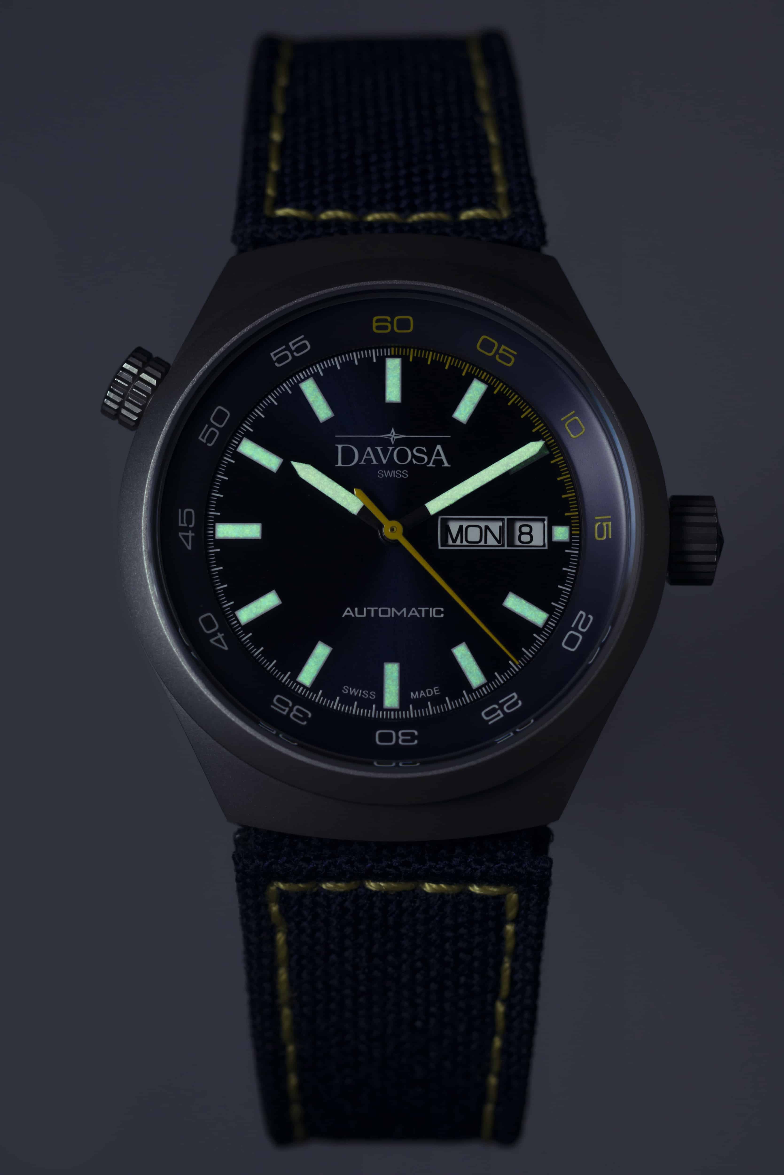 Trailmaster Automatic Swiss-Made Green Performance Watch 16151875 Performance Davosa USA Official Distributor. Prices are Final. Tax & duties included.