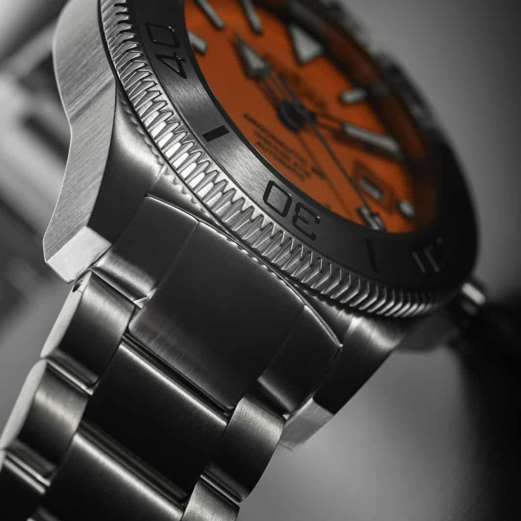 Argonautic Coral Automatic 300m Orange Men's Diver Watch 16152760 Limited Edition Diver Davosa USA Official Distributor. Prices are Final. Tax & duties included.