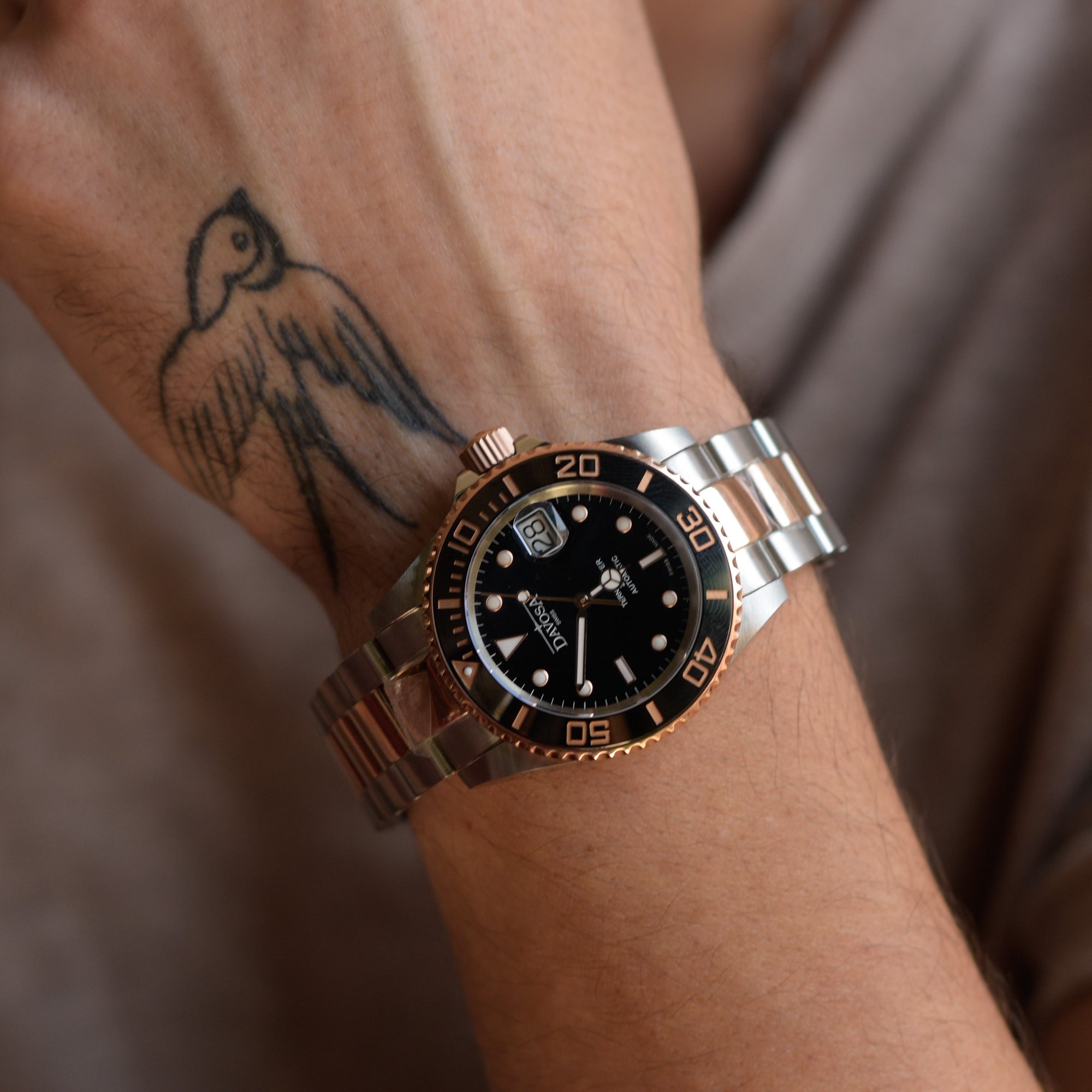 Ternos Ceramic Automatic Swiss-Made Black Rose Gold Diving Watch 16155565 Diver Davosa USA Official Distributor. Prices are Final. Tax & duties included.