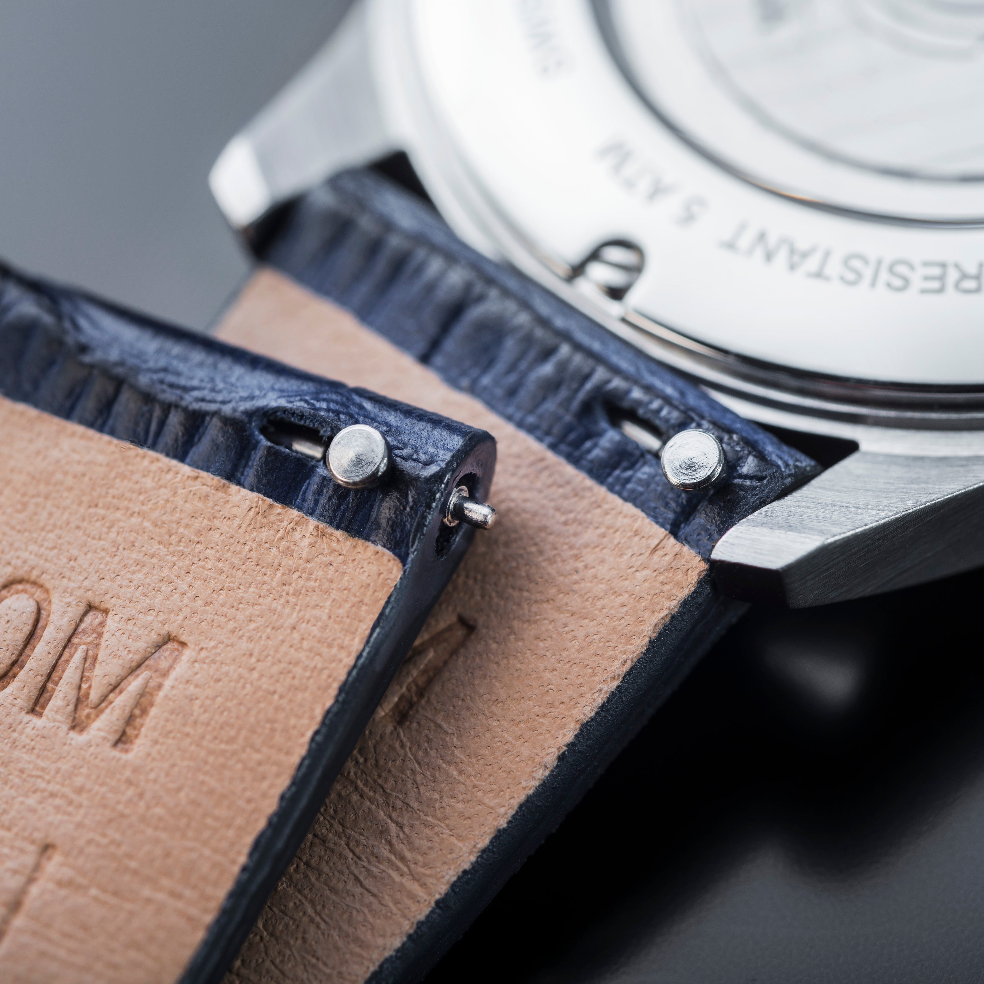 Gentleman Automatic 40mm Black Executive Watch 16156654 Executive Davosa USA Official Distributor. Prices are Final. Tax & duties included.