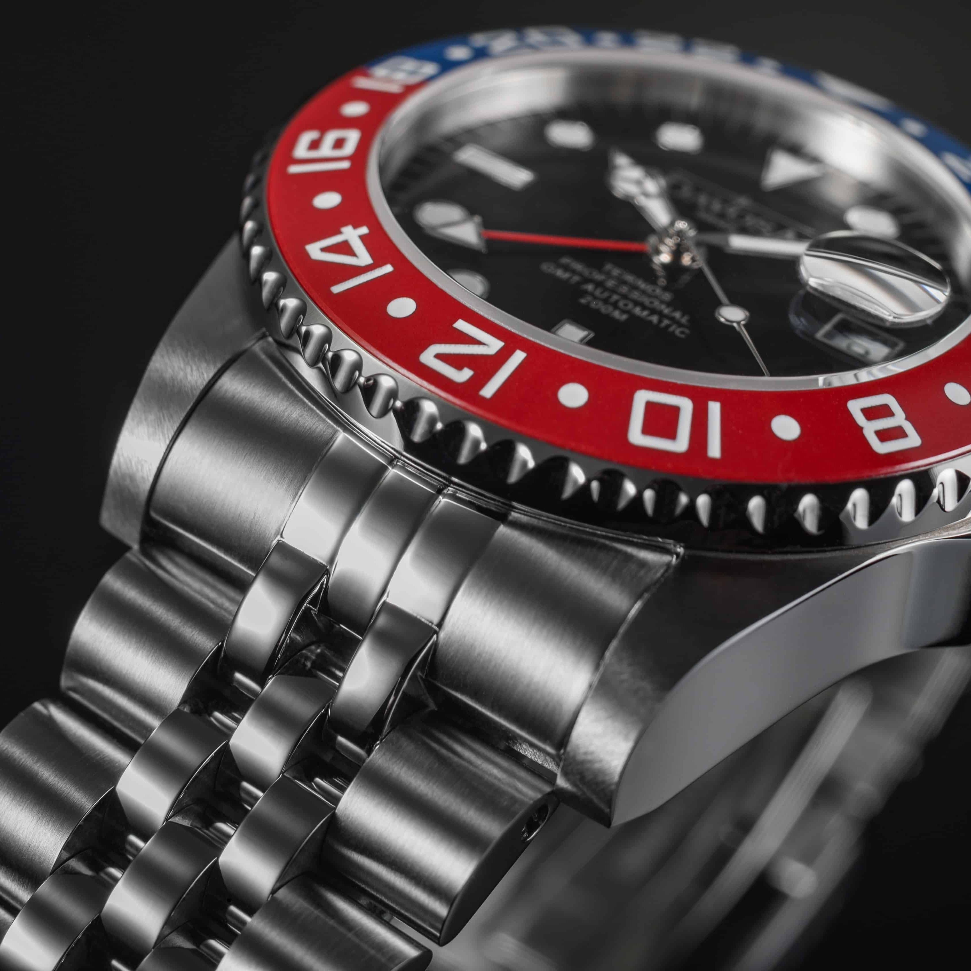Ternos Professional Automatic 200m GMT Red Blue Diving Watch 16157106 GMT Davosa USA Official Distributor. Prices are Final. Tax & duties included.