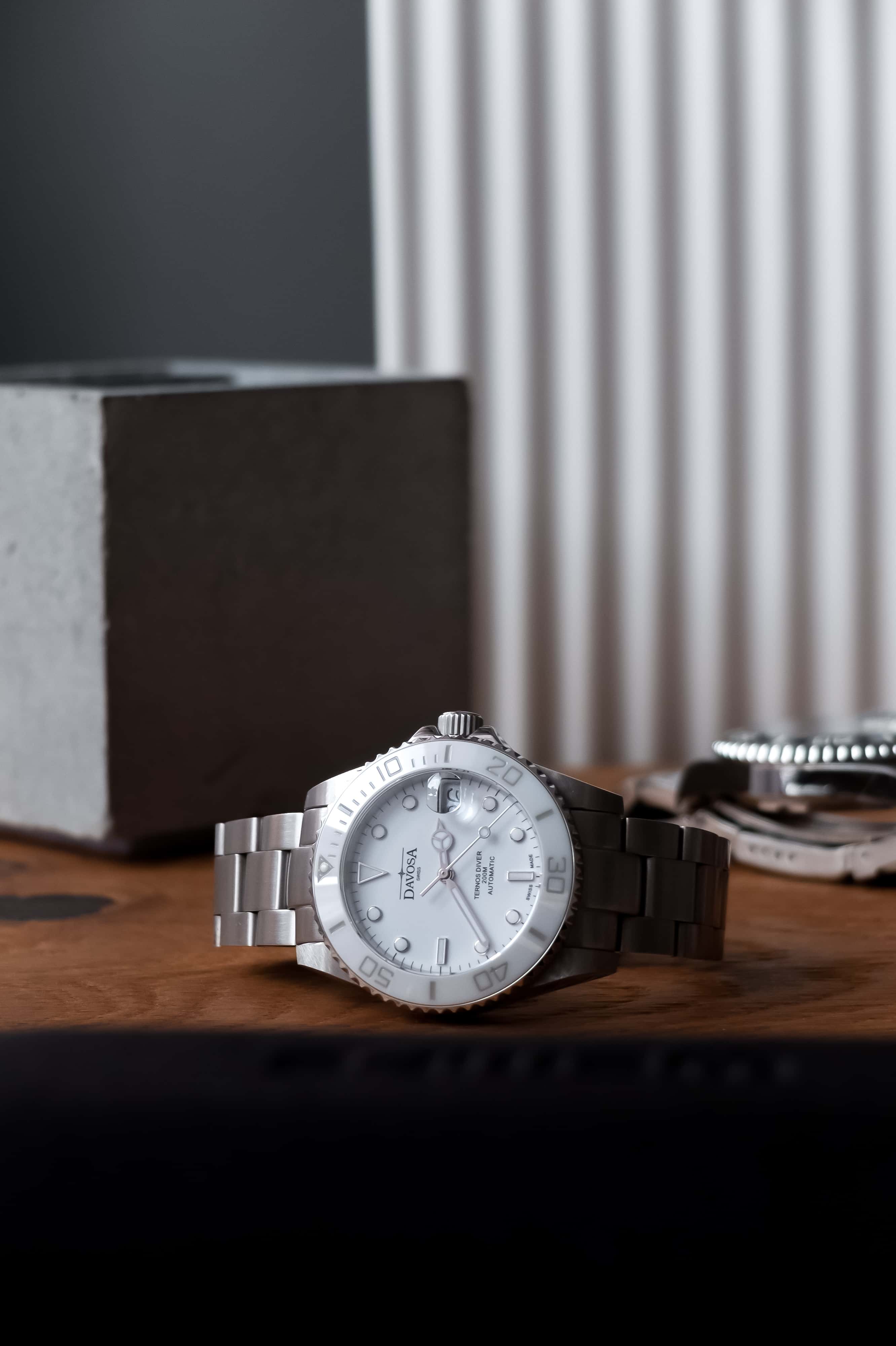 Ternos Medium Automatic Swiss-Made White Diving Watch 16619510 Diver Davosa USA Official Distributor. Prices are Final. Tax & duties included.
