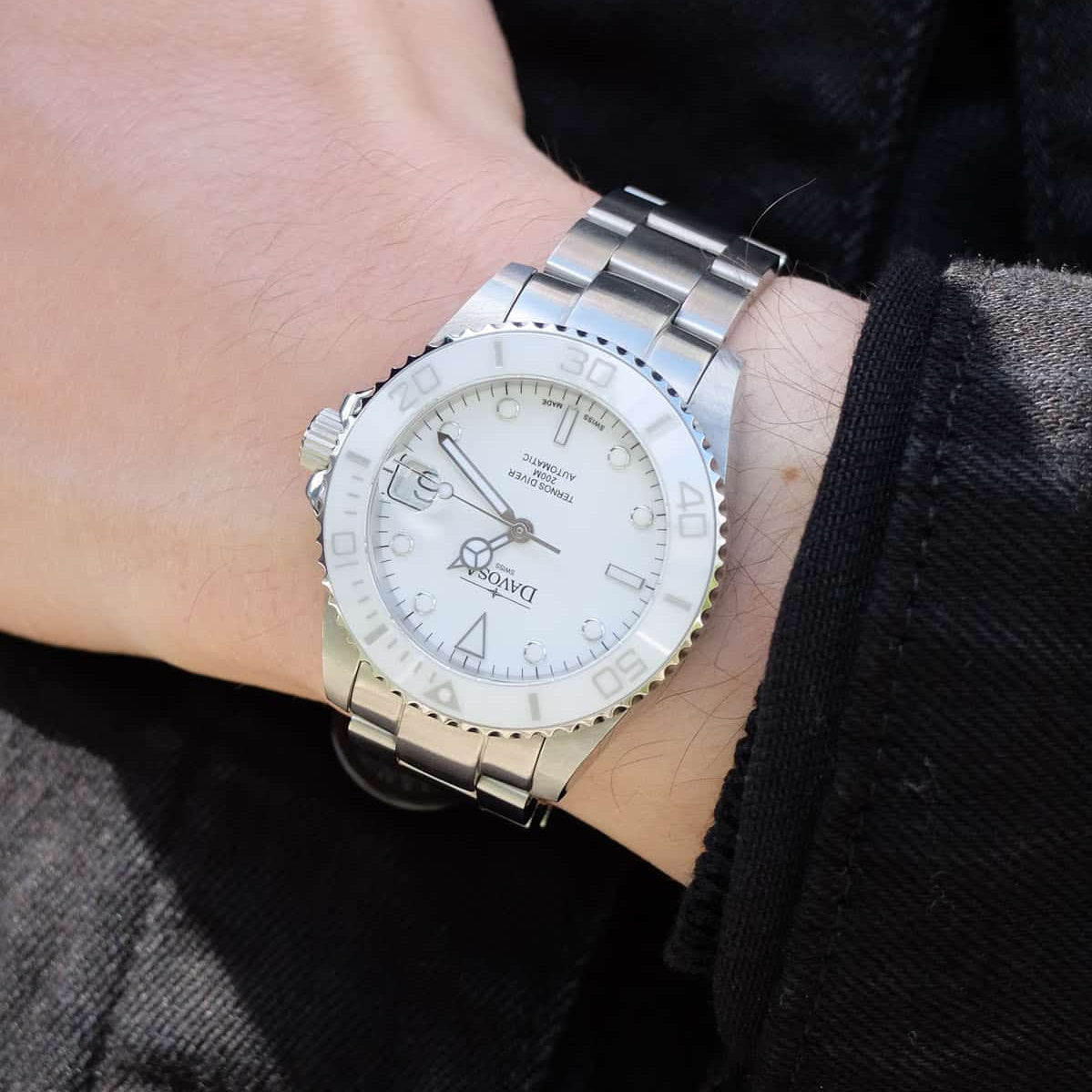 Ternos Medium Automatic Swiss-Made White Diving Watch 16619510 Diver Davosa USA Official Distributor. Prices are Final. Tax & duties included.