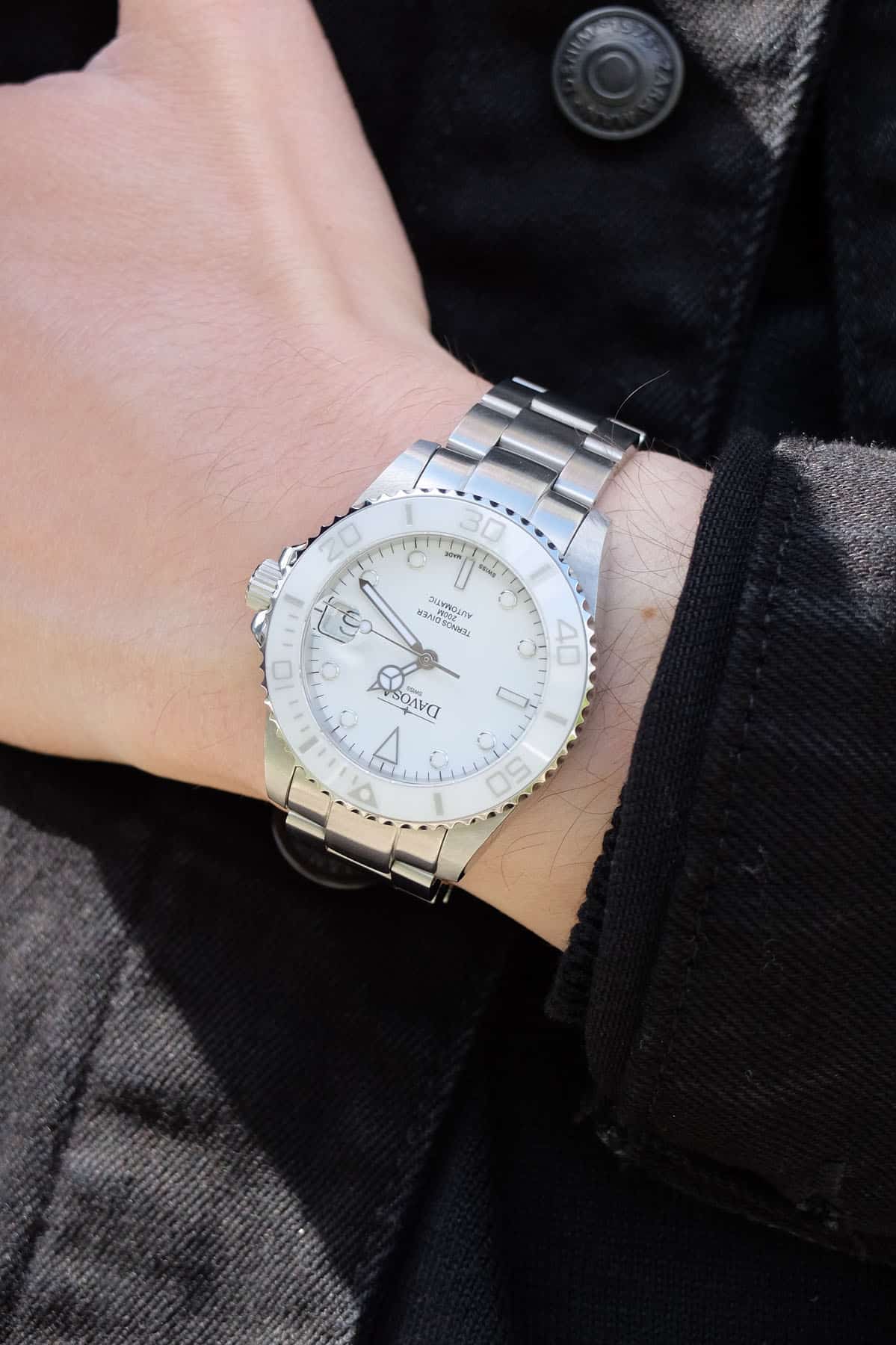 Ternos Medium Automatic Swiss-Made White Diving Watch 16619510 Diver Davosa USA Official Distributor. Prices are Final. Tax & duties included.