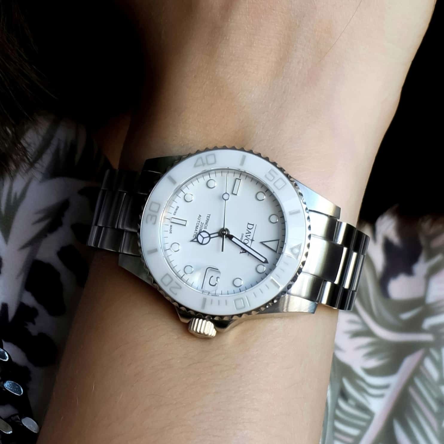 Ternos Medium Automatic Swiss-Made White Diving Watch 16619510 Diver Davosa USA Official Distributor. Prices are Final. Tax & duties included.
