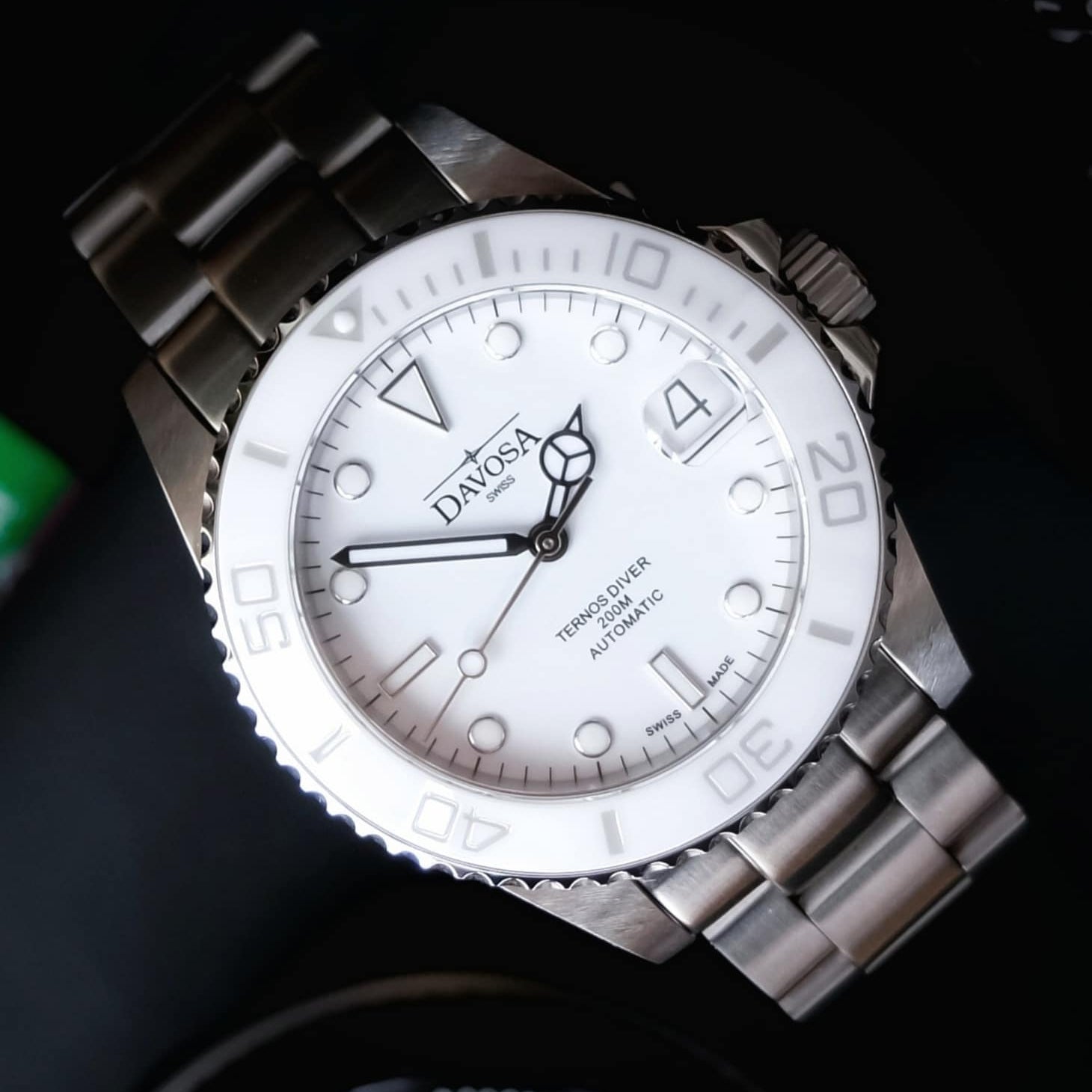 Ternos Medium Automatic Swiss-Made White Diving Watch 16619510 Diver Davosa USA Official Distributor. Prices are Final. Tax & duties included.
