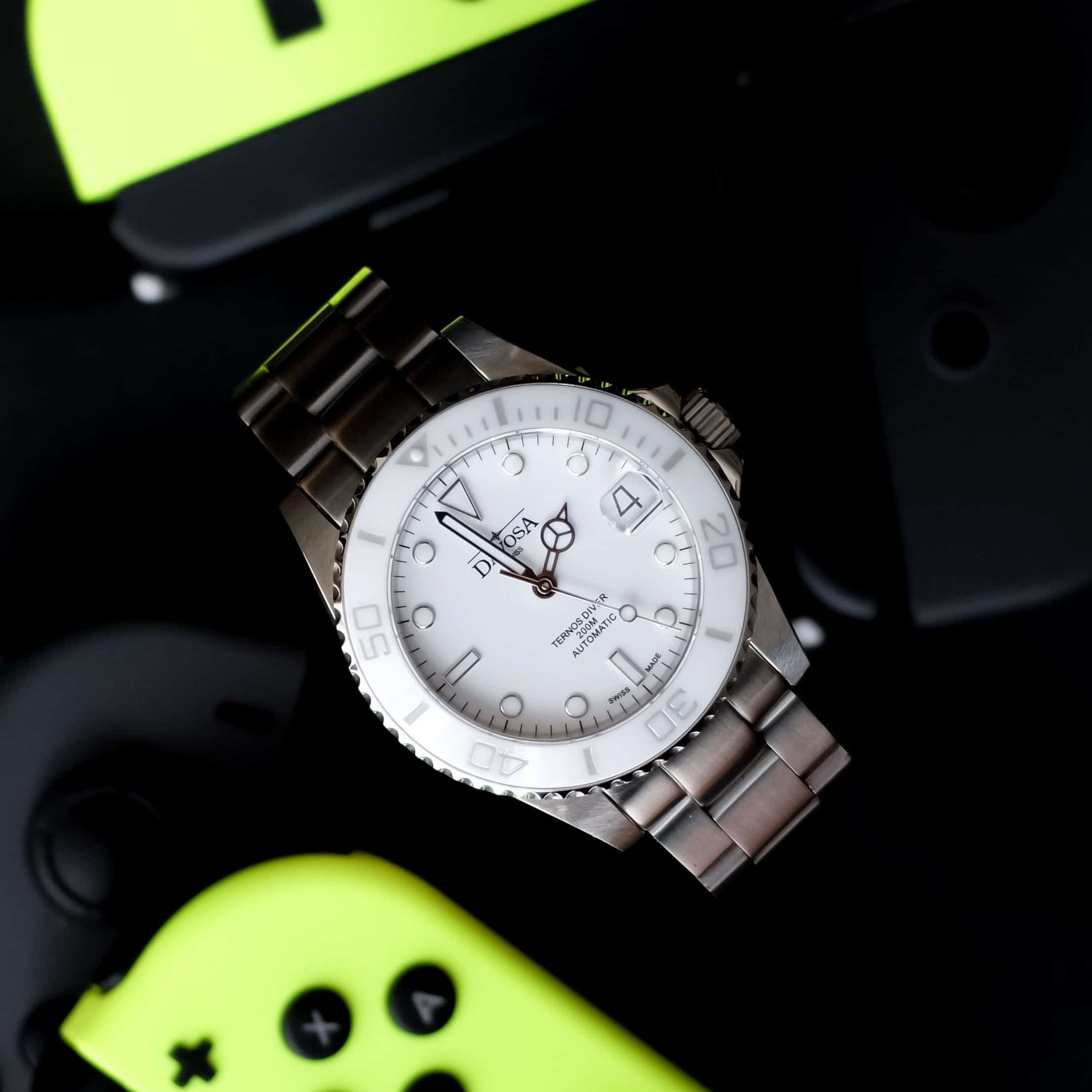 Ternos Medium Automatic Swiss-Made White Diving Watch 16619510 Diver Davosa USA Official Distributor. Prices are Final. Tax & duties included.
